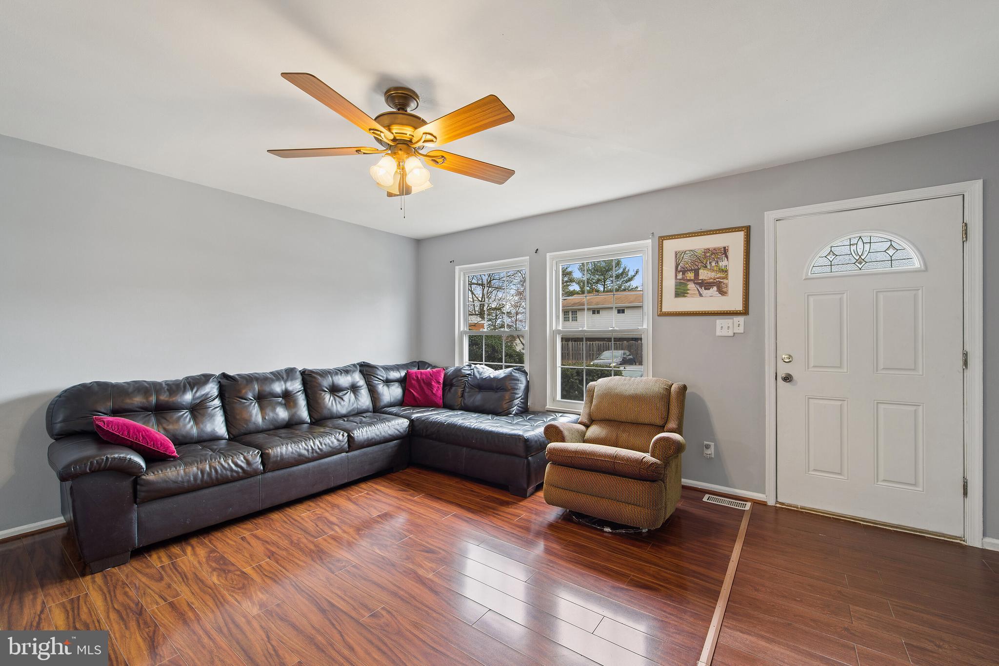 PEMBROOKE - Residential