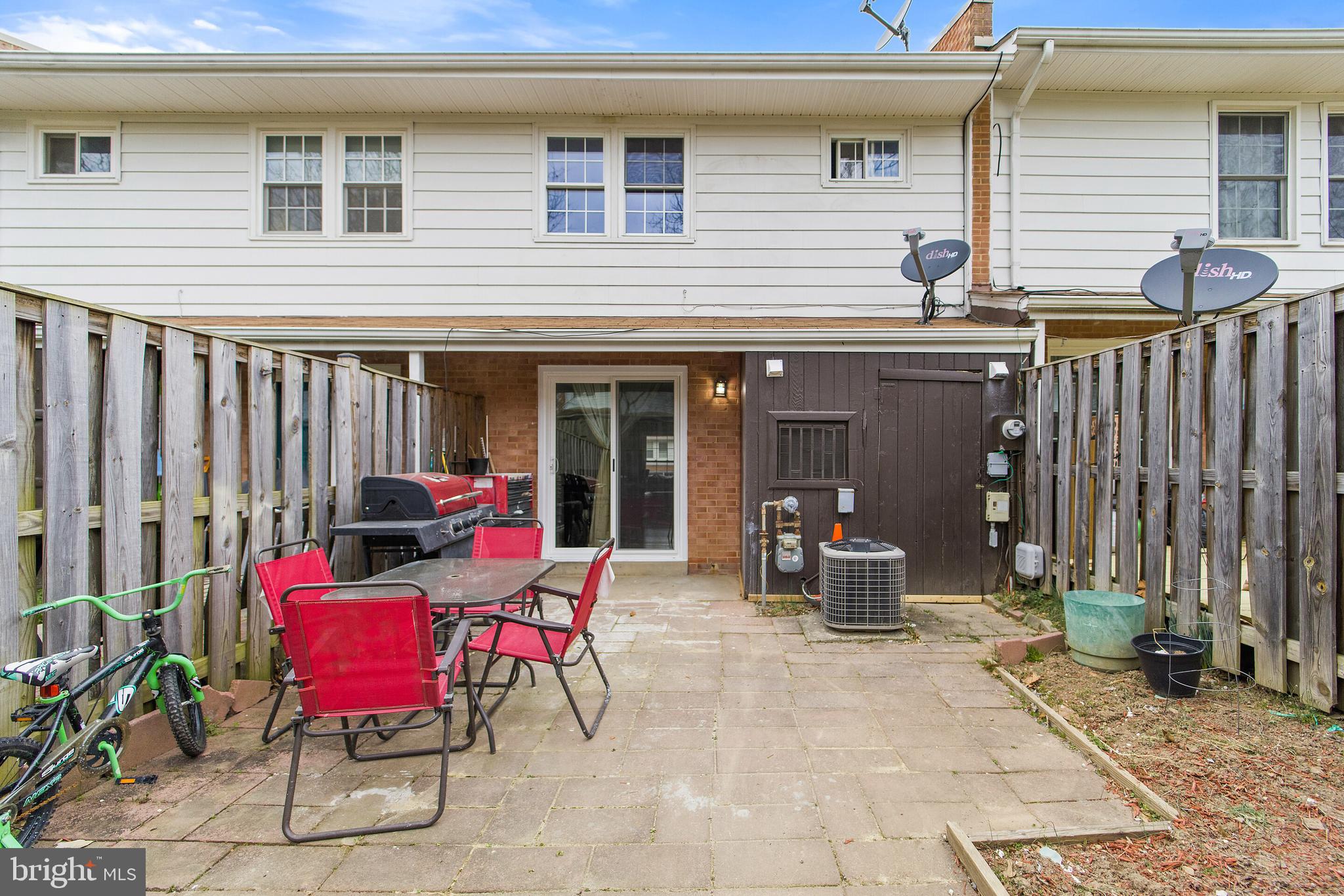 PEMBROOKE - Residential