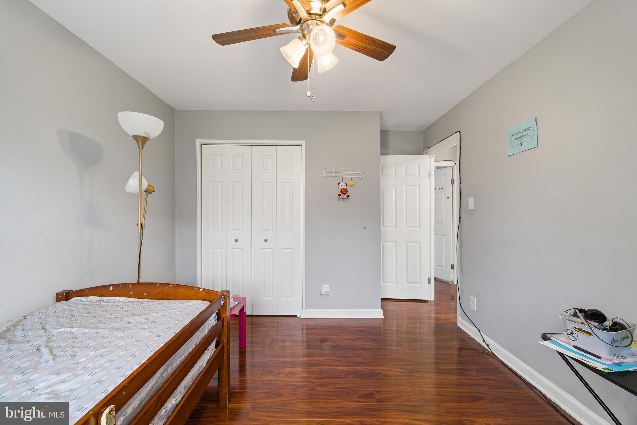 PEMBROOKE - Residential