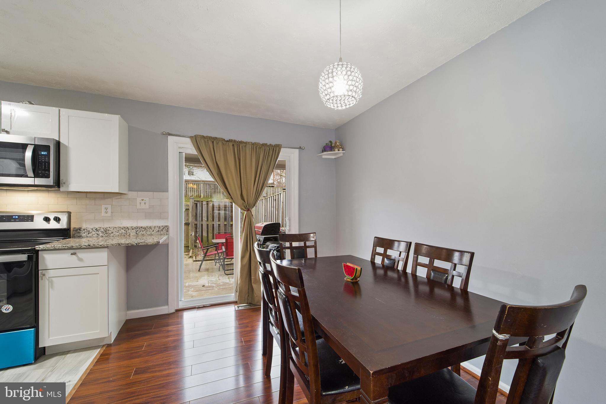 PEMBROOKE - Residential