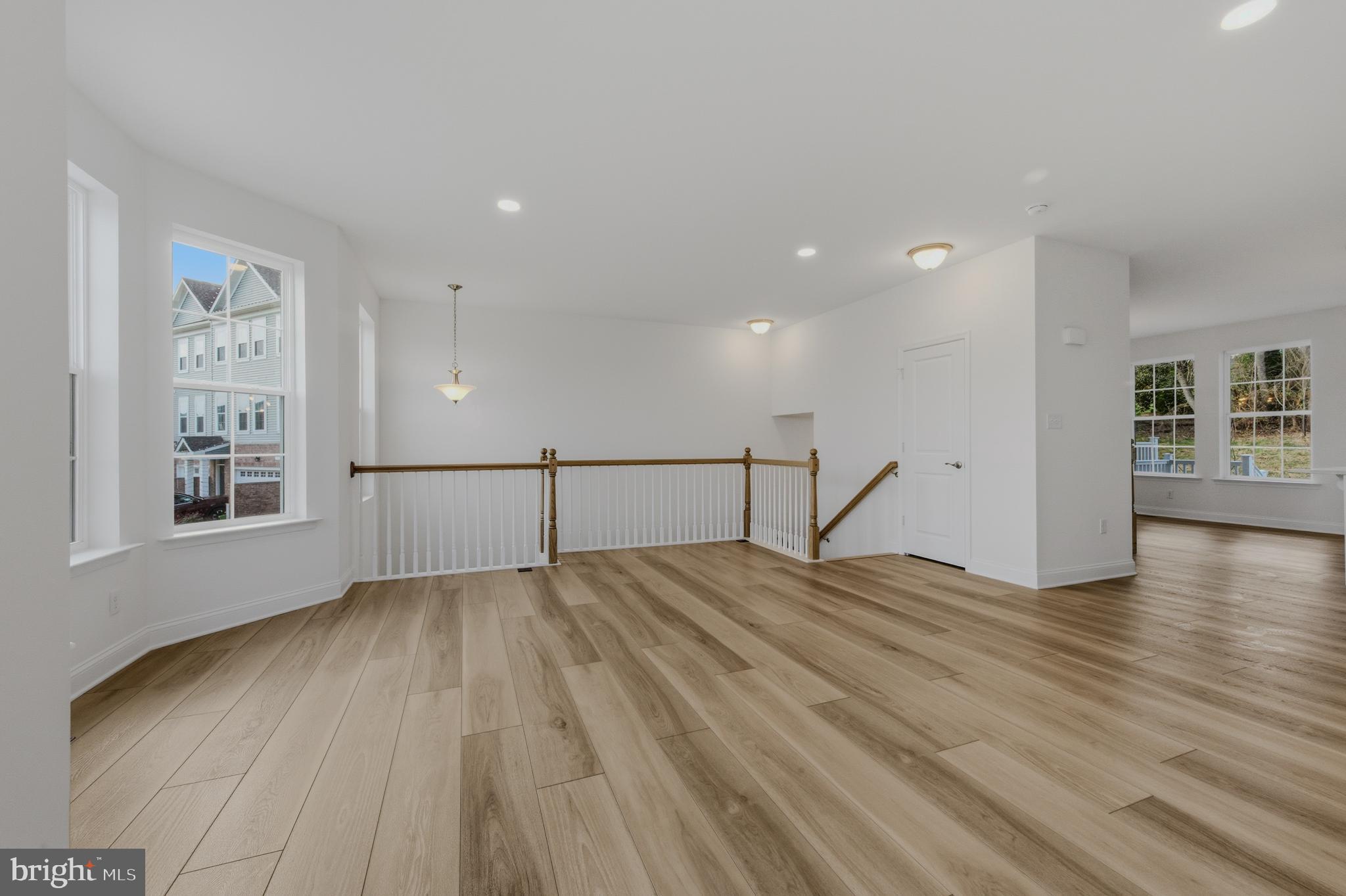 255 GROVE VIEW DRIVE