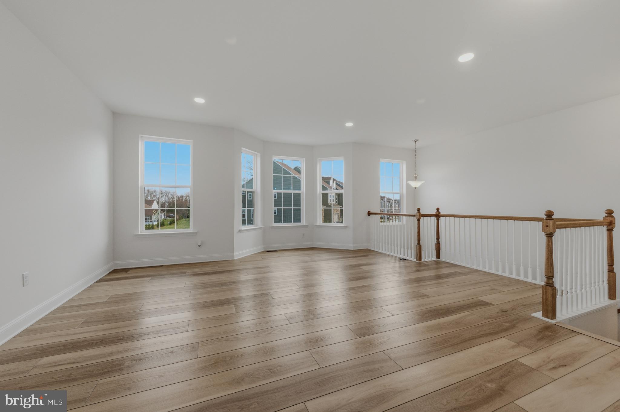 255 GROVE VIEW DRIVE