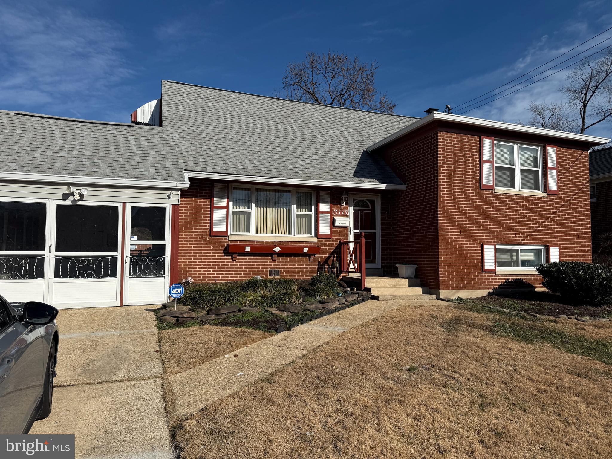 BROOKVILLE - Residential Lease