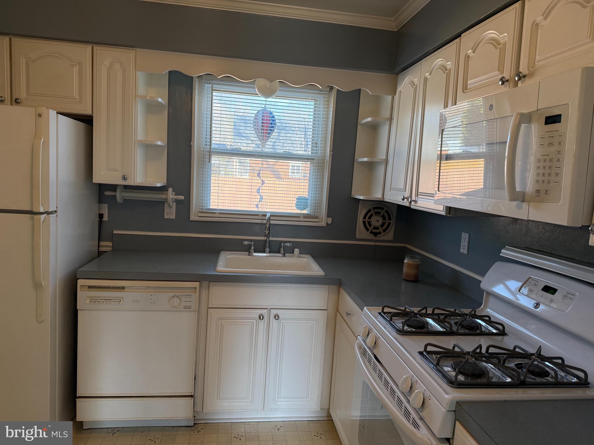 BROOKVILLE - Residential Lease