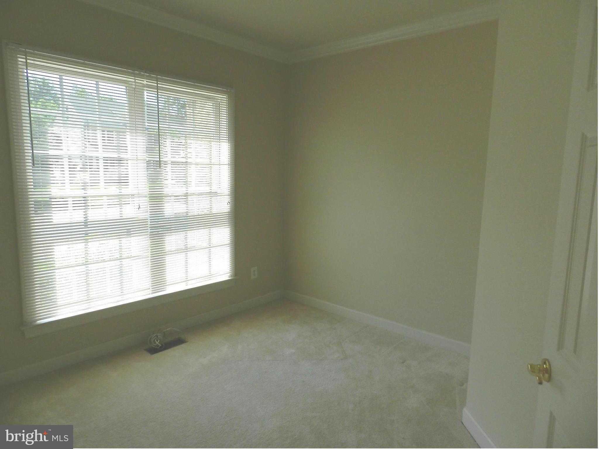 STONEWALL MANOR - Residential Lease