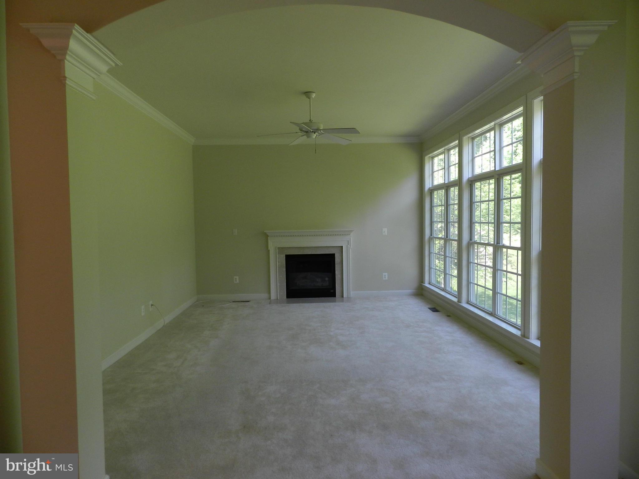 STONEWALL MANOR - Residential Lease