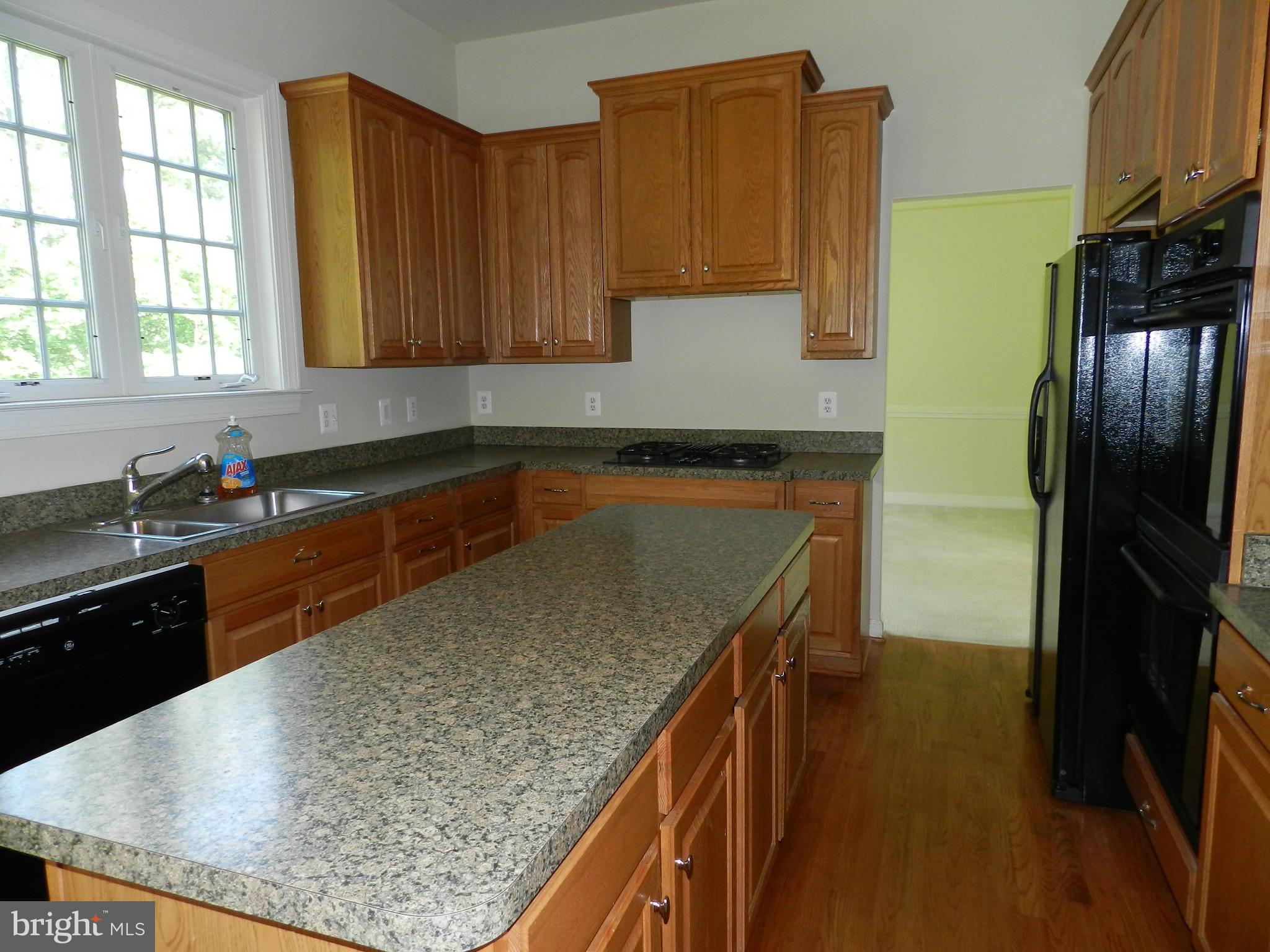 STONEWALL MANOR - Residential Lease