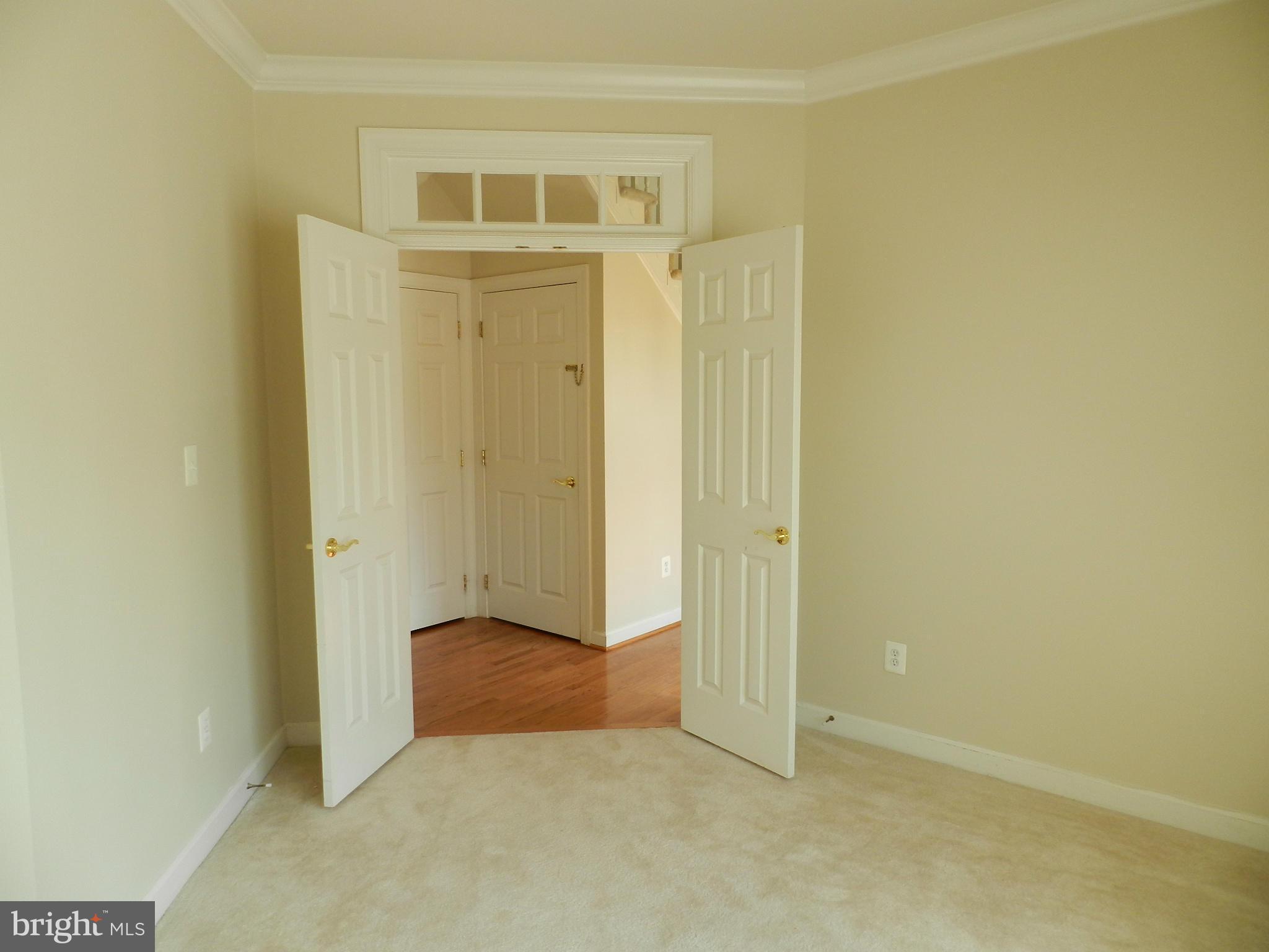 STONEWALL MANOR - Residential Lease