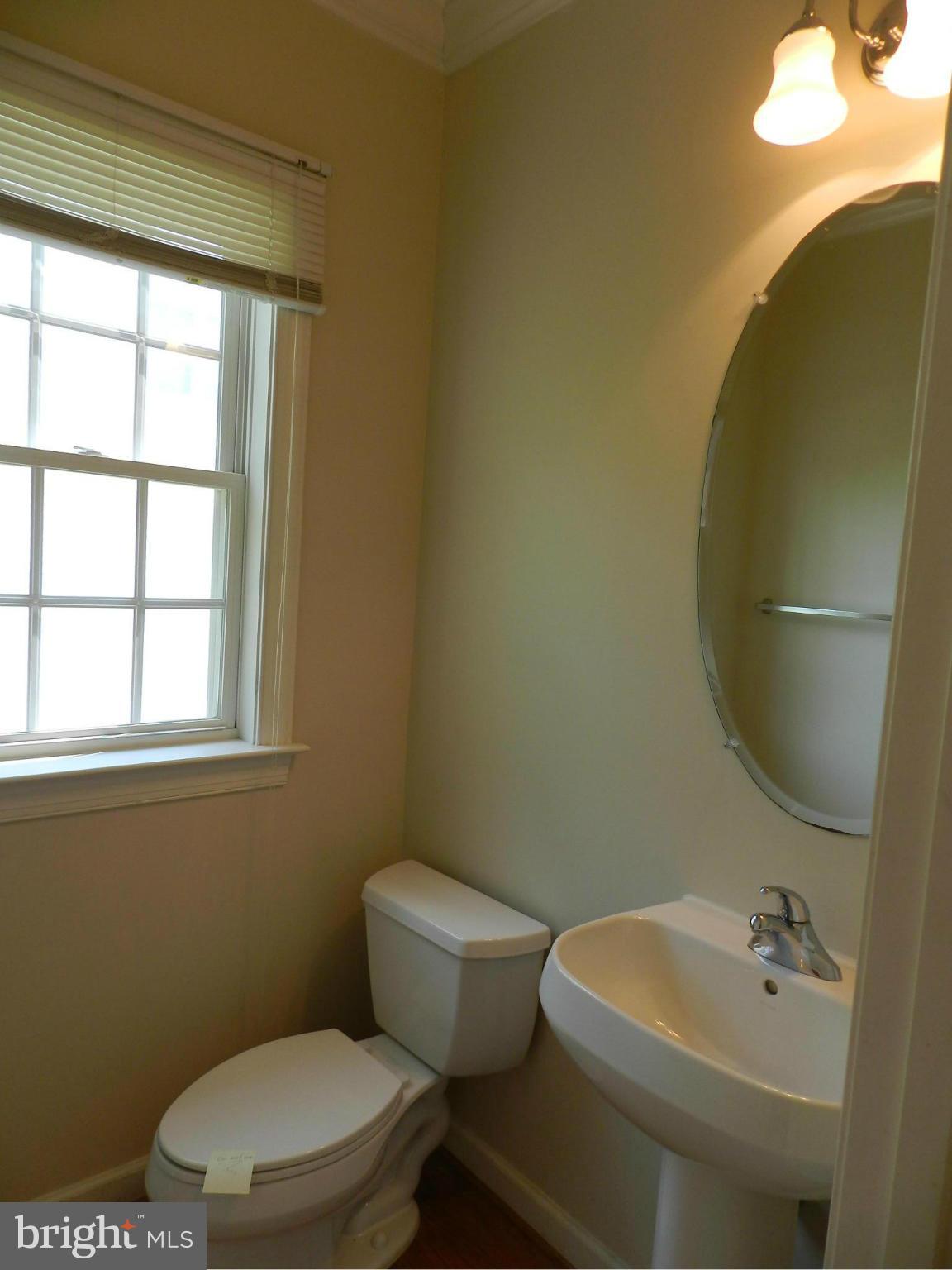 STONEWALL MANOR - Residential Lease