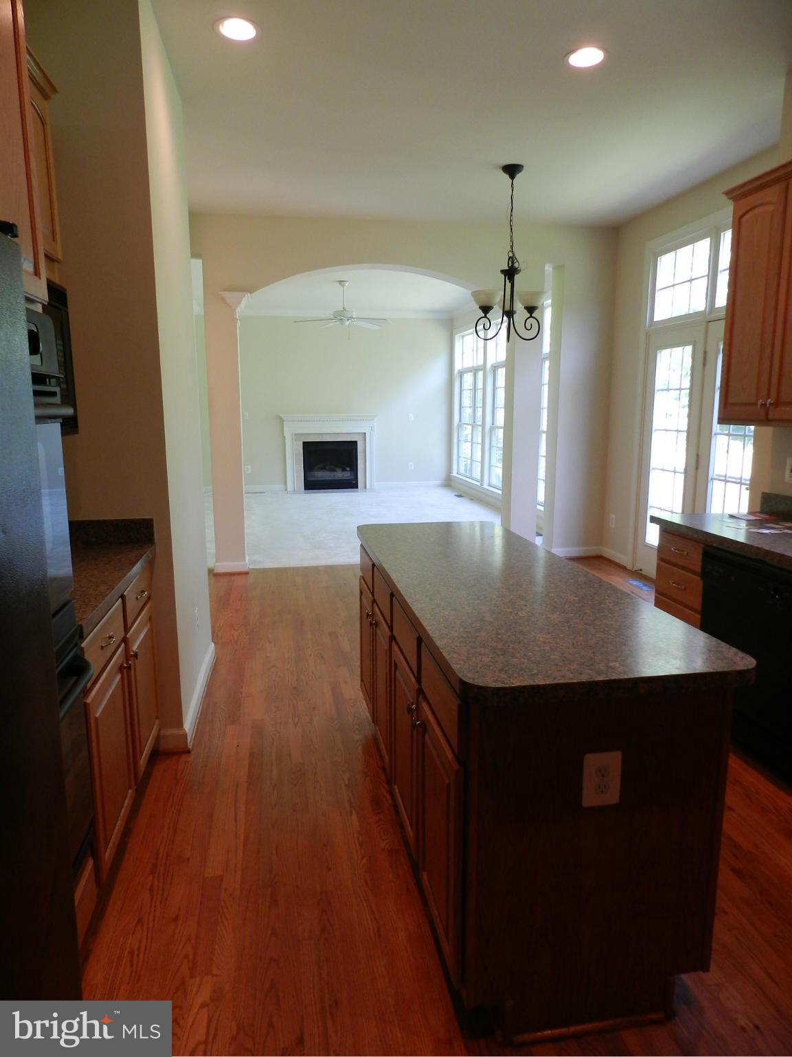 STONEWALL MANOR - Residential Lease