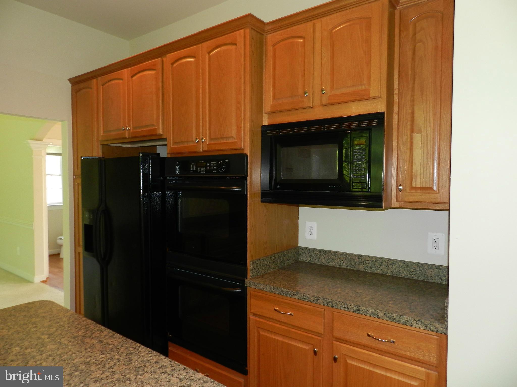 STONEWALL MANOR - Residential Lease