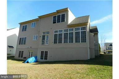 STONEWALL MANOR - Residential Lease