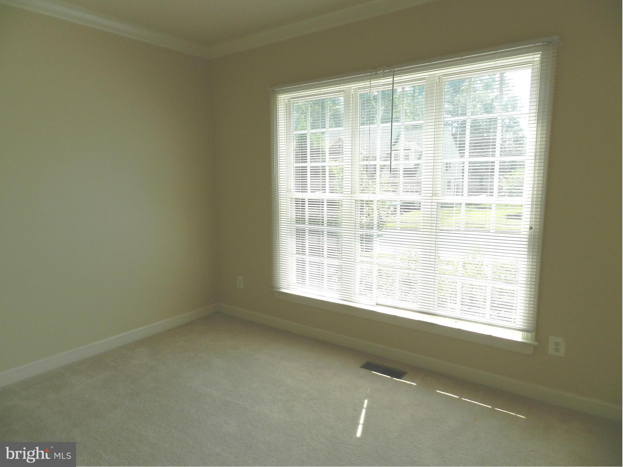 STONEWALL MANOR - Residential Lease