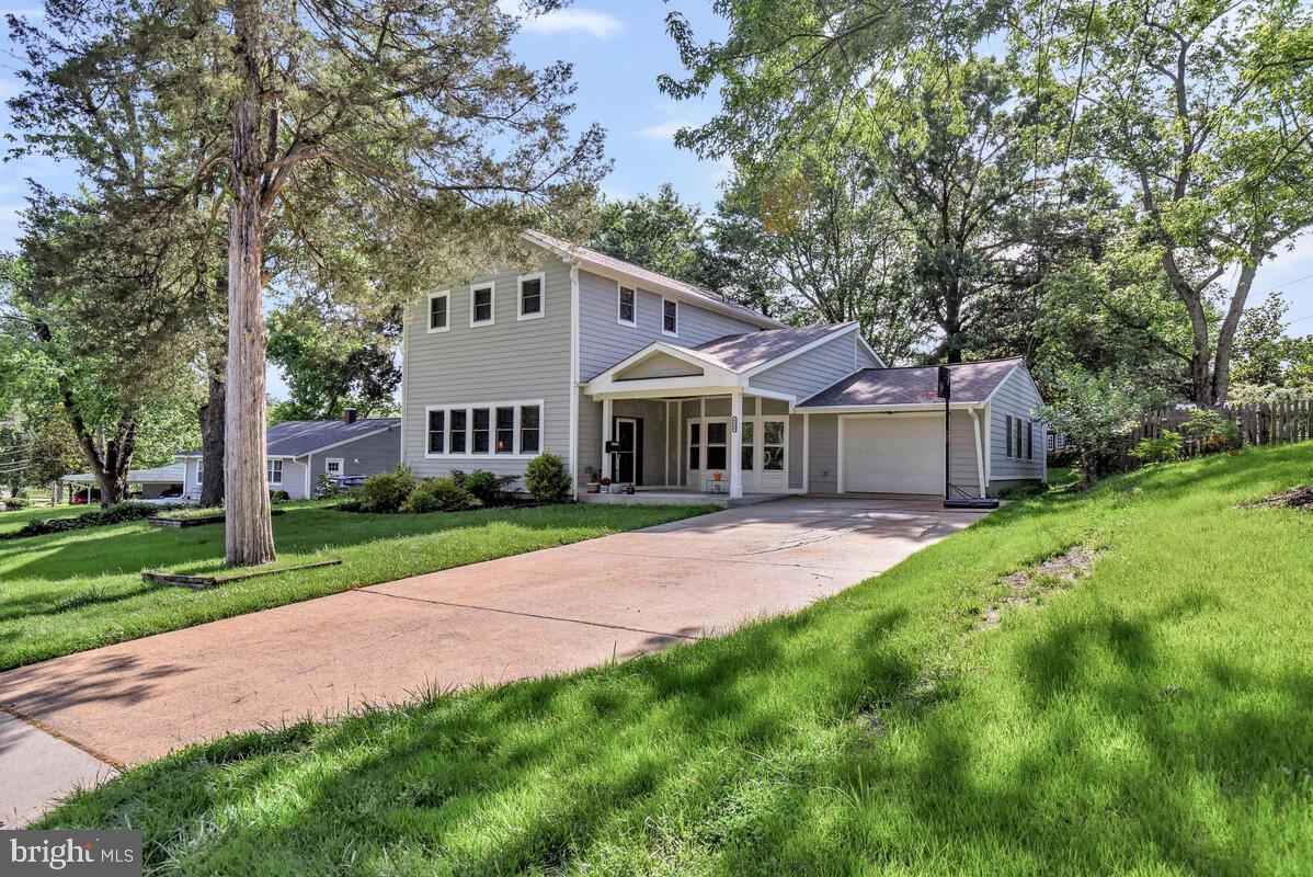 4406 ROUNDHILL ROAD