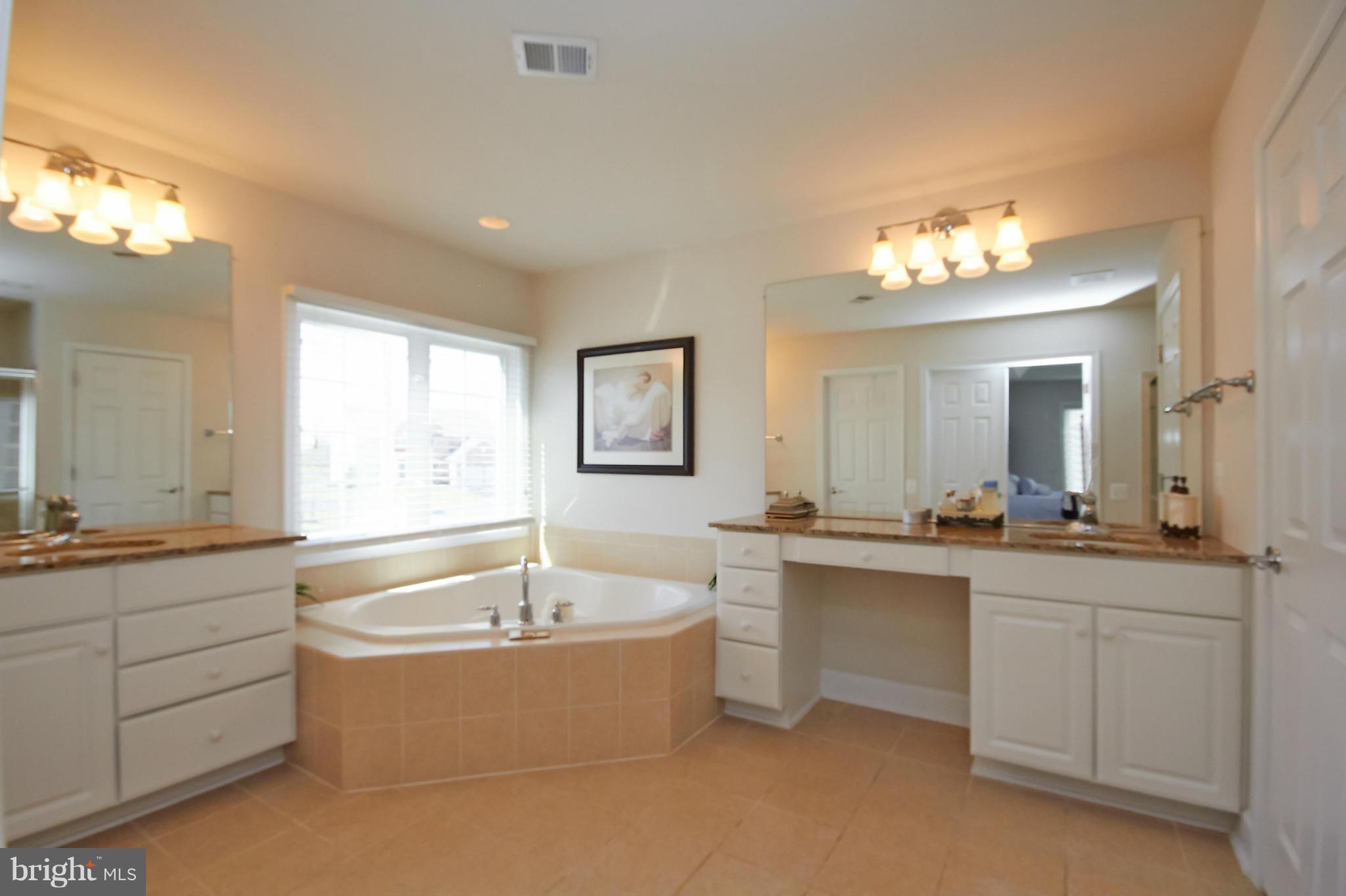 MAYFIELD TRACE - Residential