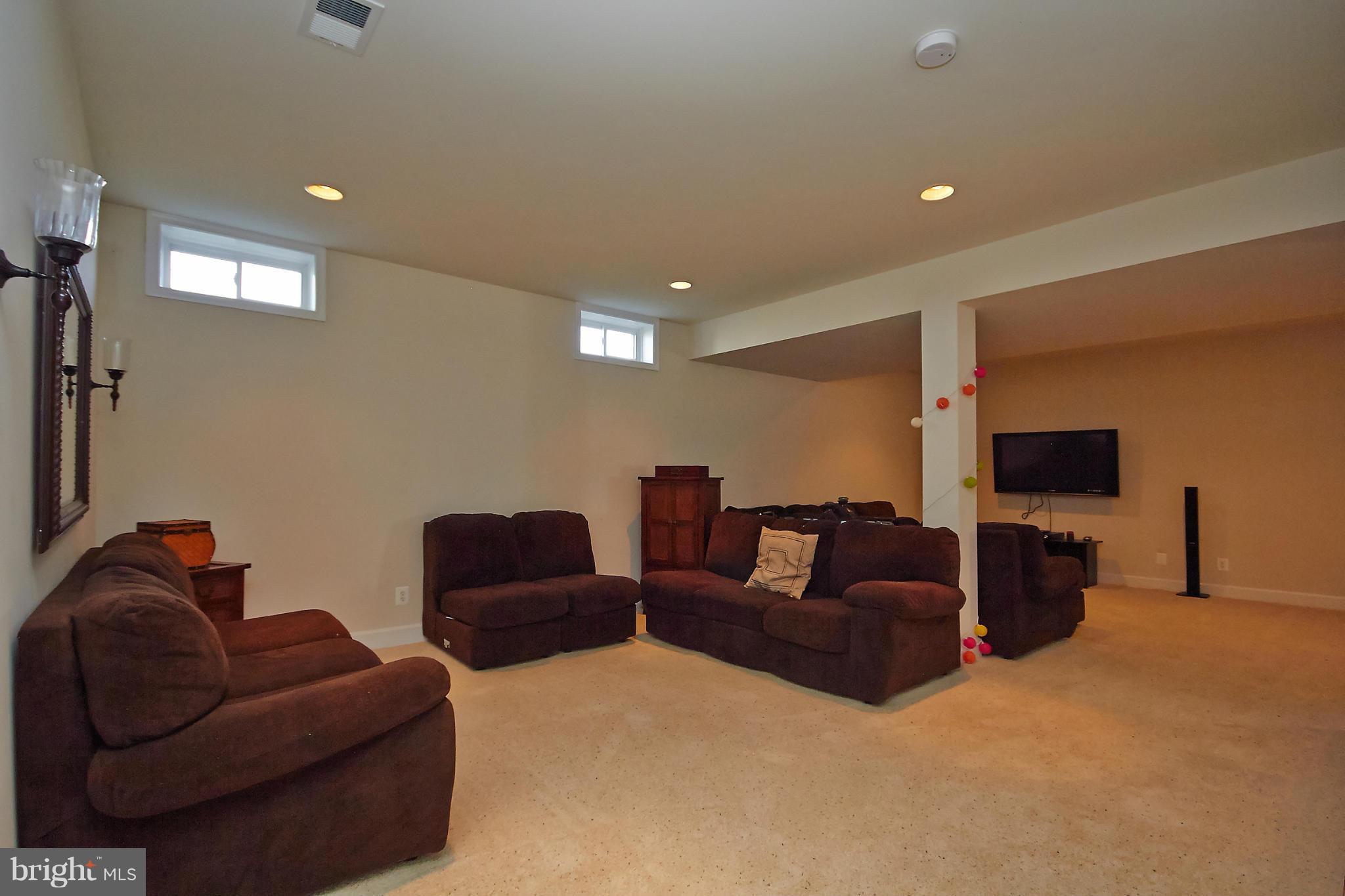 MAYFIELD TRACE - Residential