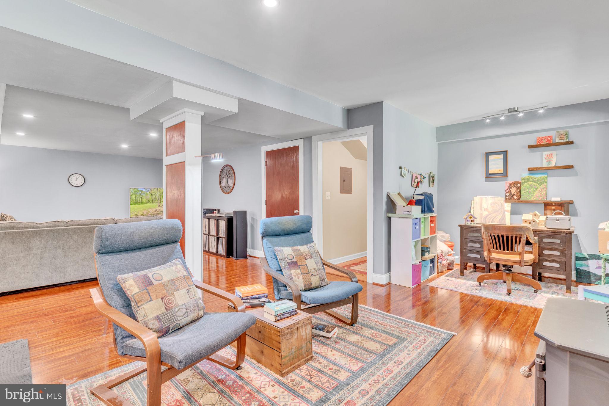 FRIENDSHIP WOODS - Residential