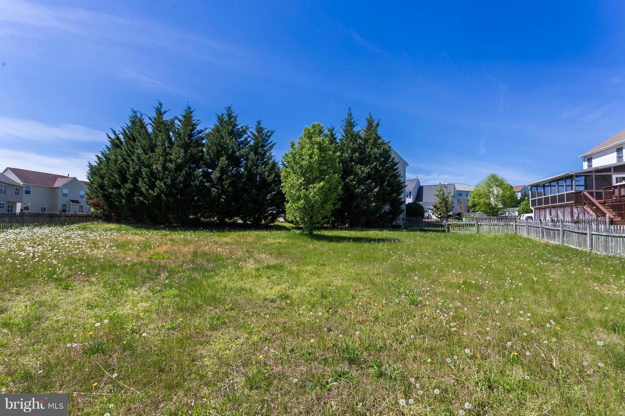 STAFFORD LAKES VILLAGE - Residential