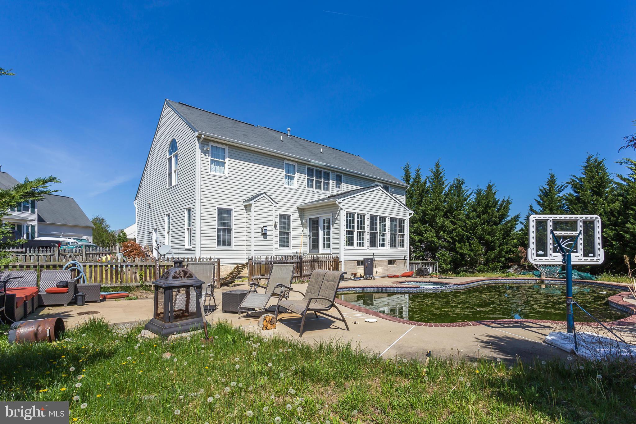 STAFFORD LAKES VILLAGE - Residential