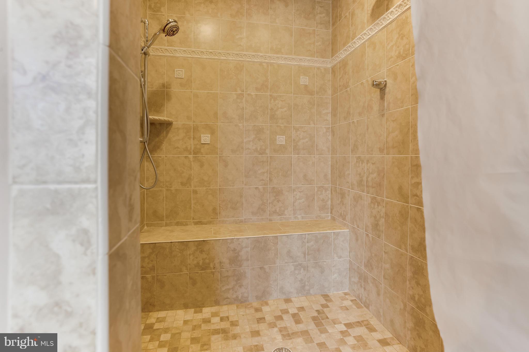 STAFFORD LAKES VILLAGE - Residential