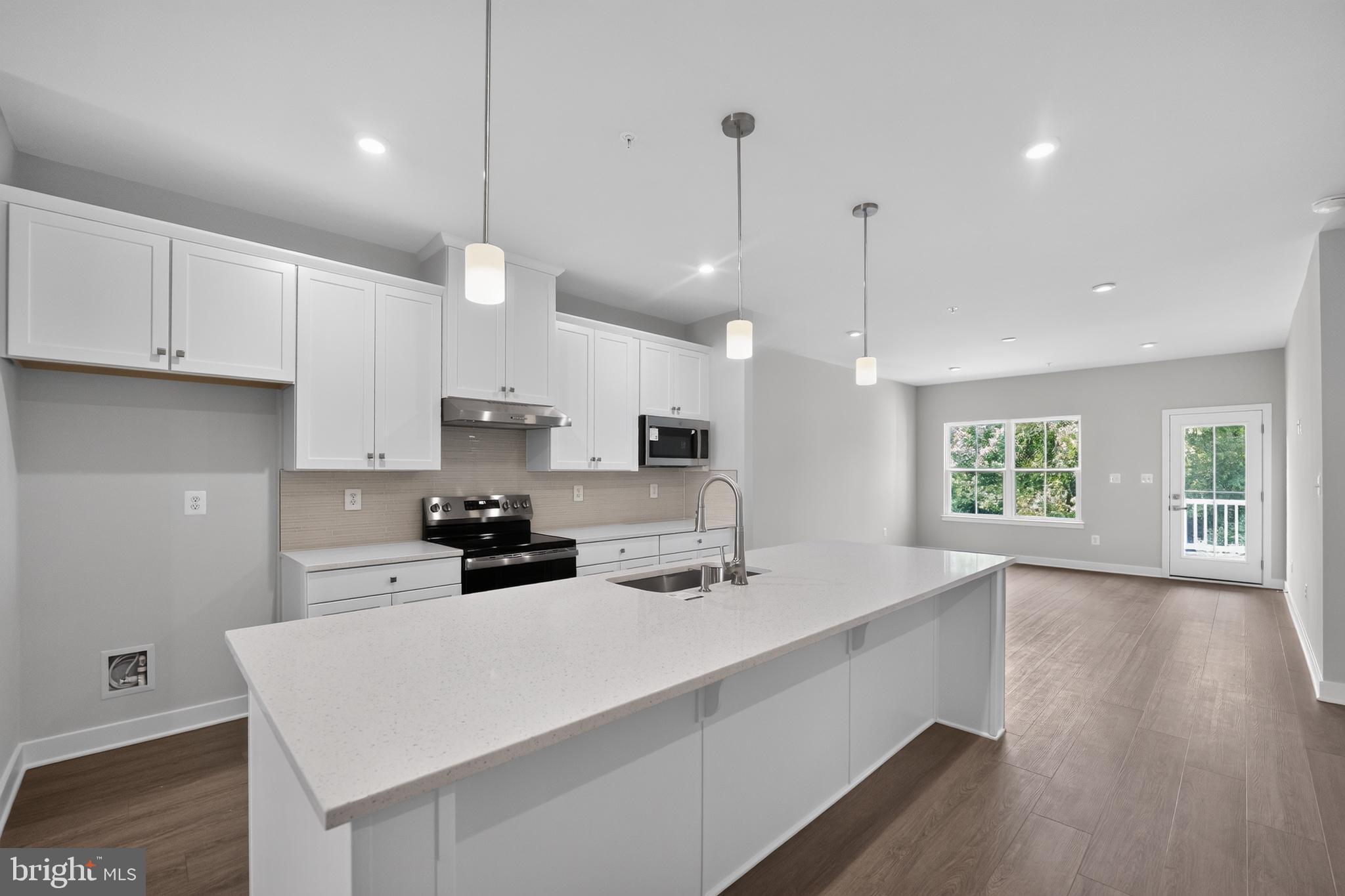 5234 HELTON DRIVE