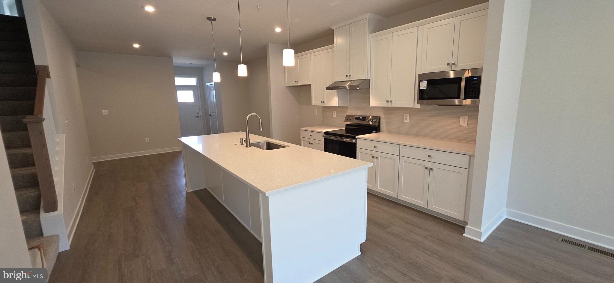 NELLS ACRES - Residential