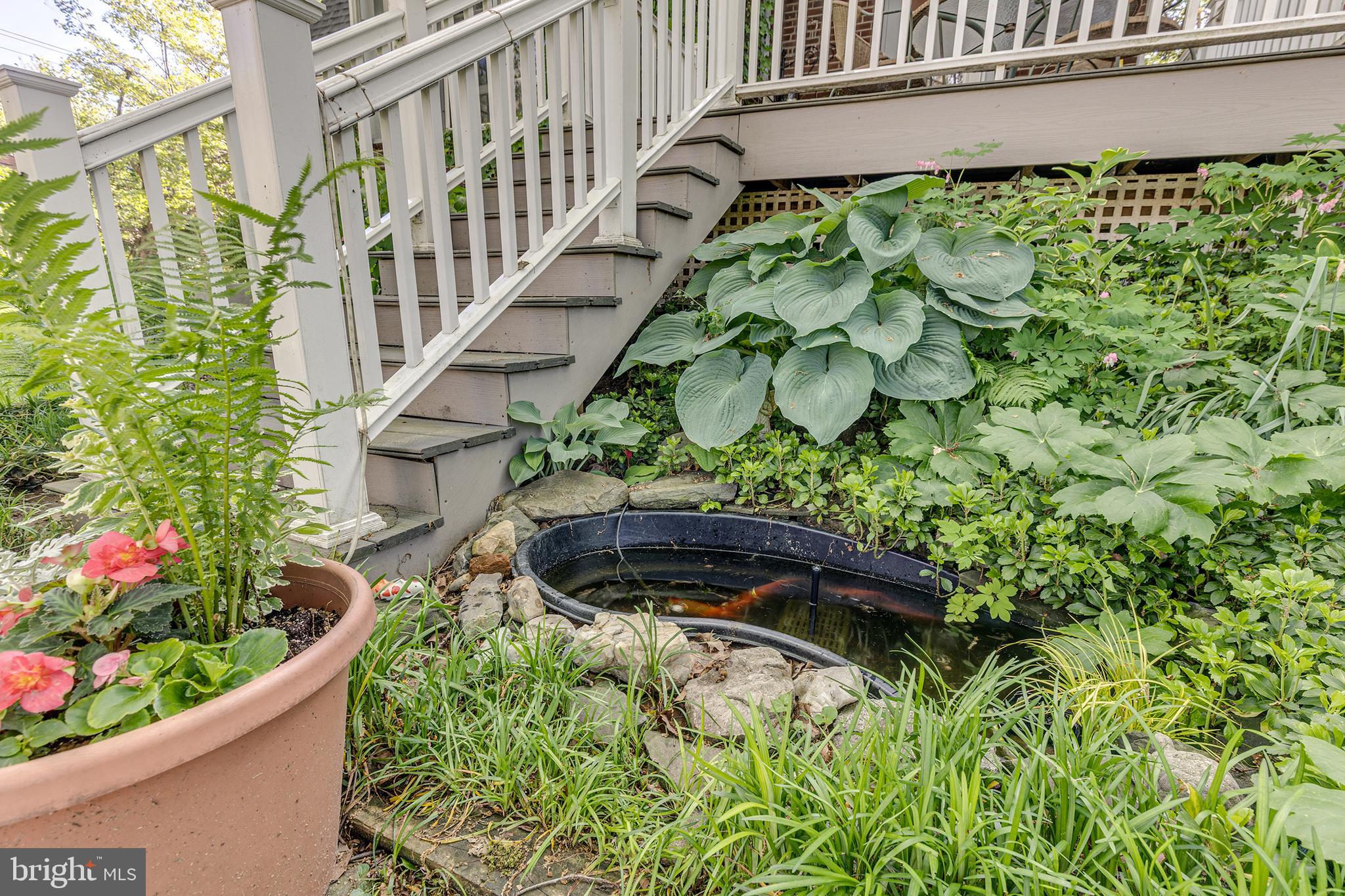 SCHOOL LANE HILLS - Residential