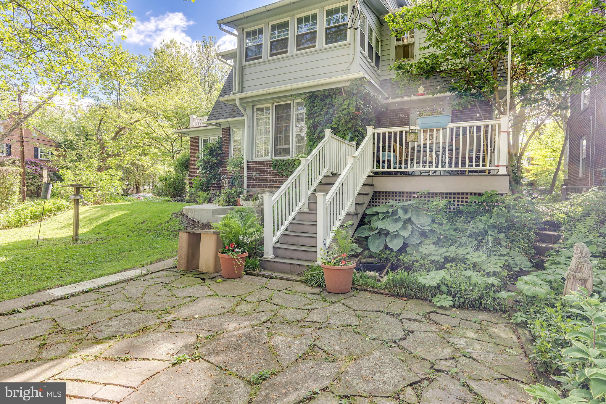 SCHOOL LANE HILLS - Residential