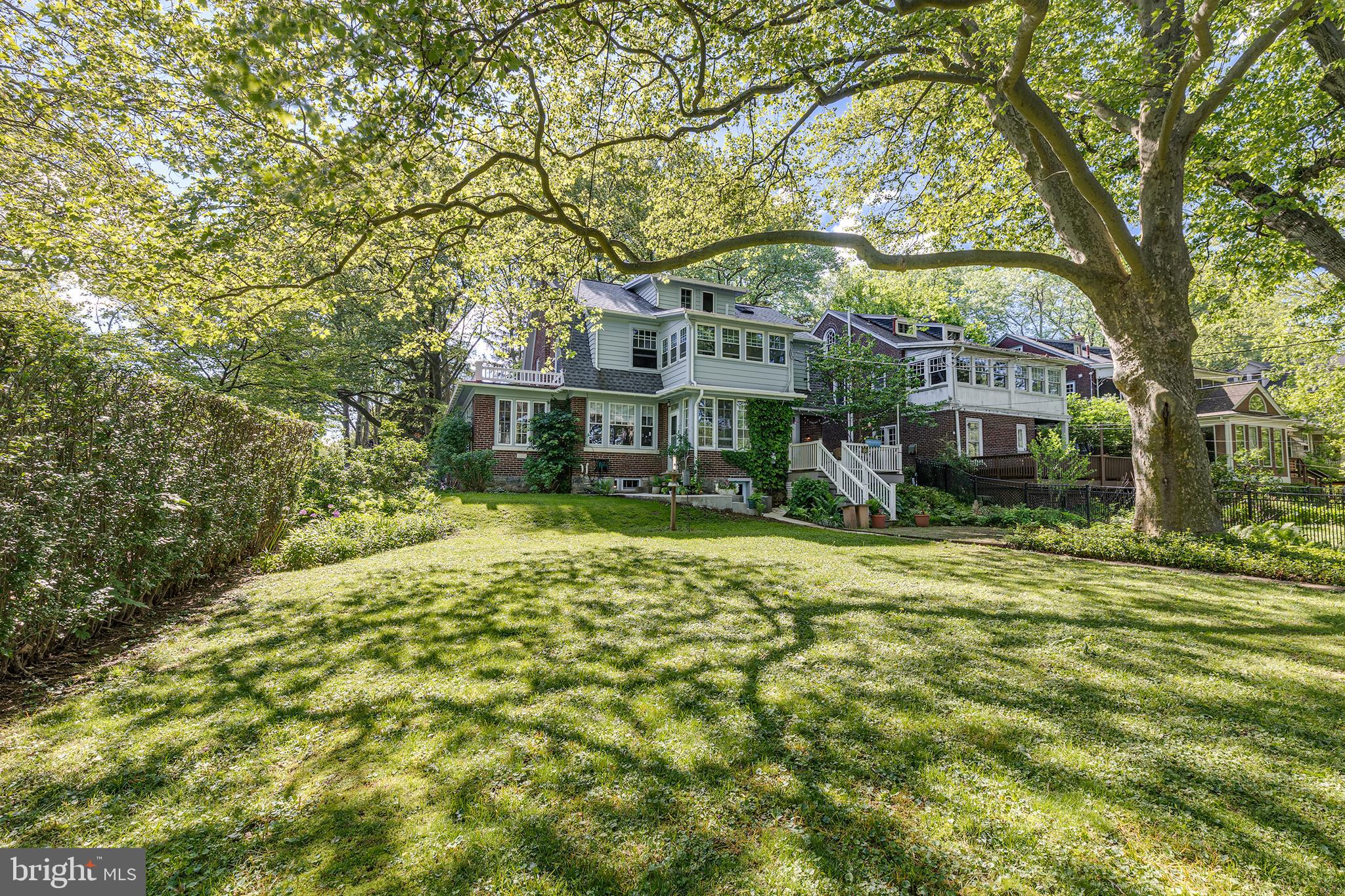 SCHOOL LANE HILLS - Residential