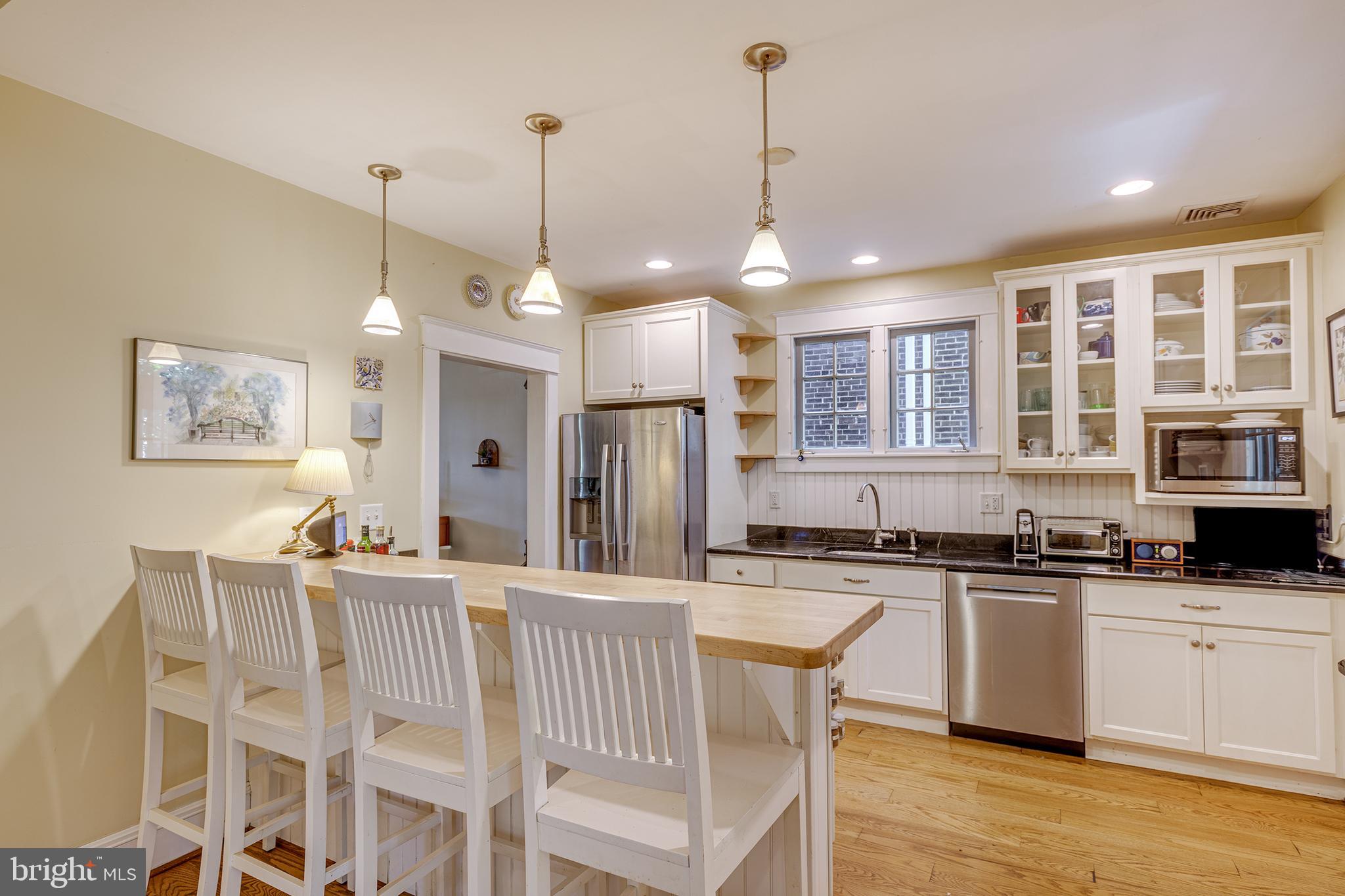 SCHOOL LANE HILLS - Residential