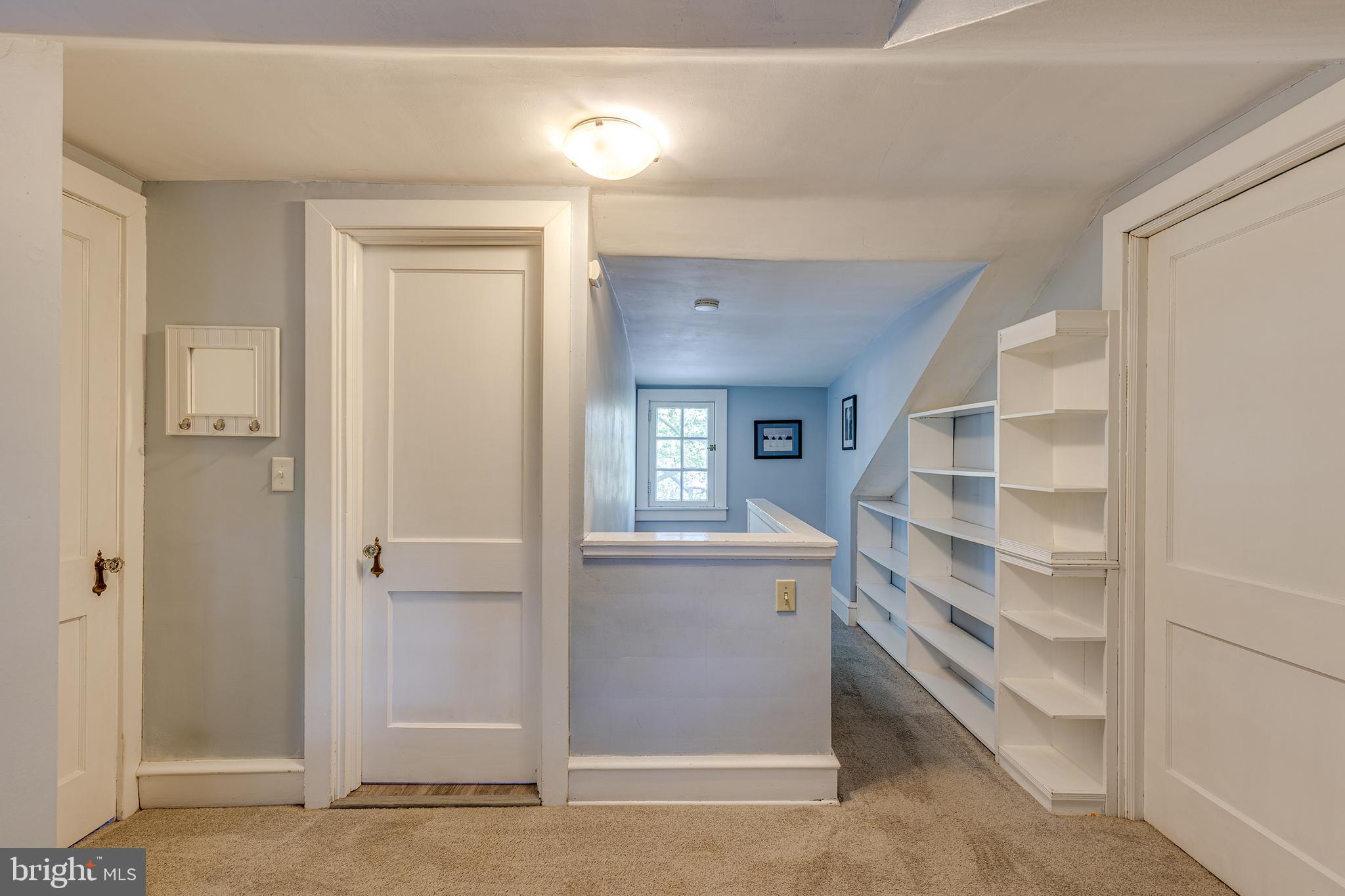 SCHOOL LANE HILLS - Residential