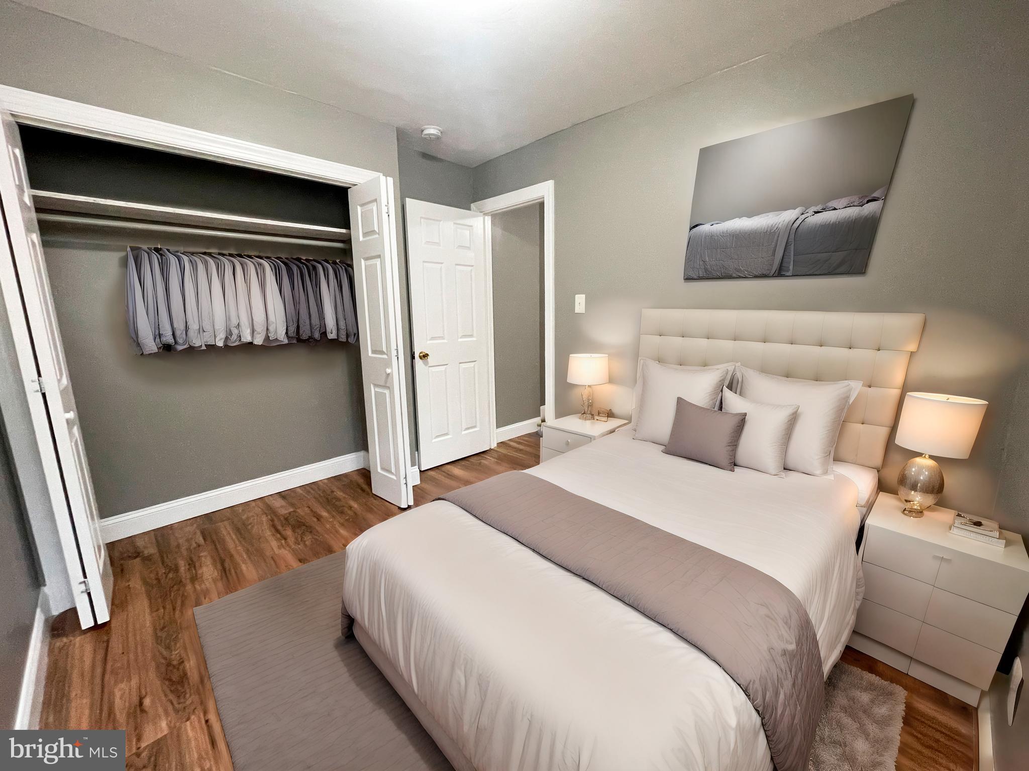 1934 W ONTARIO STREET UNIT 2 REAR