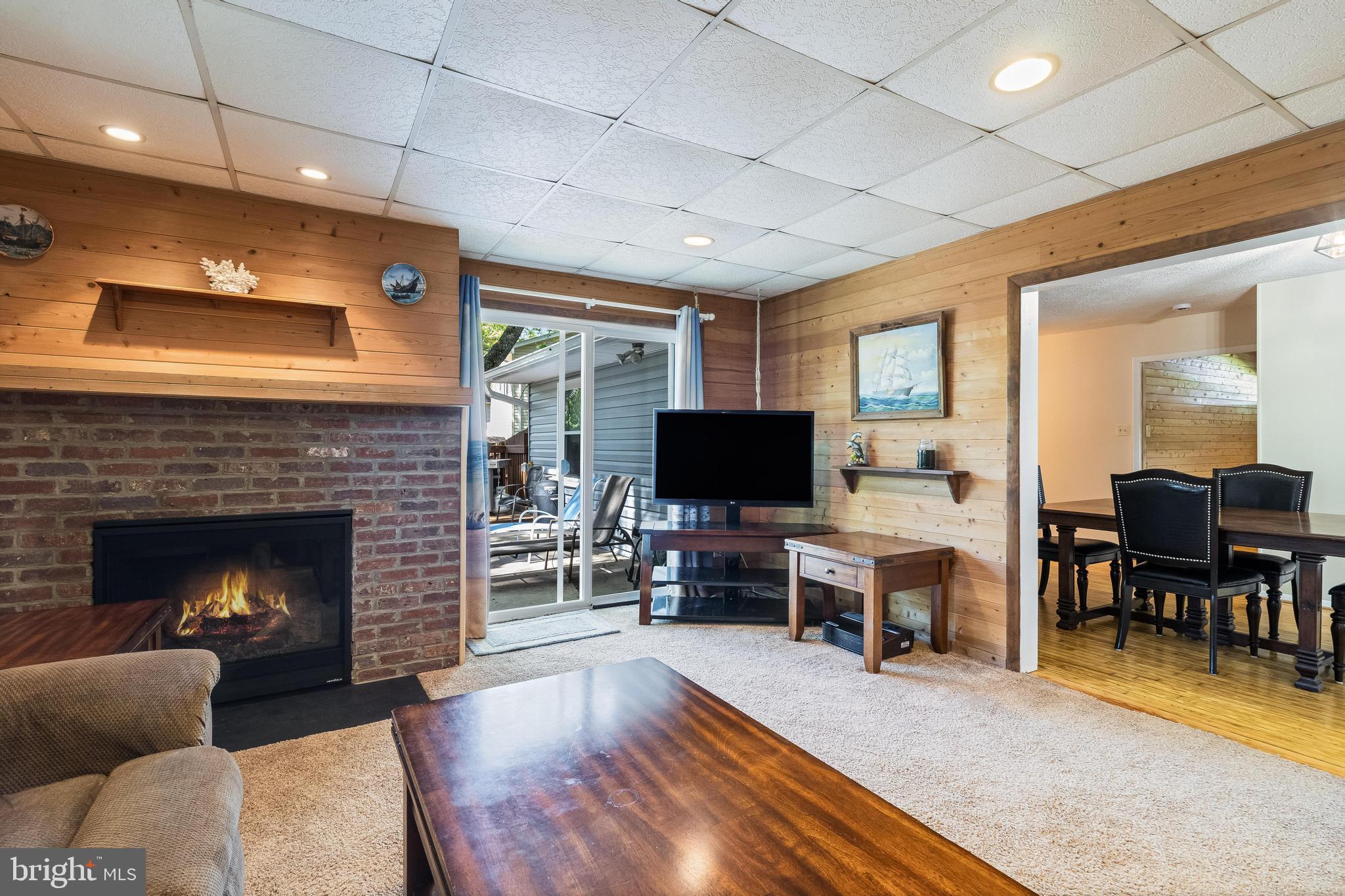 ST CHARLES - CARRINGTON - Residential