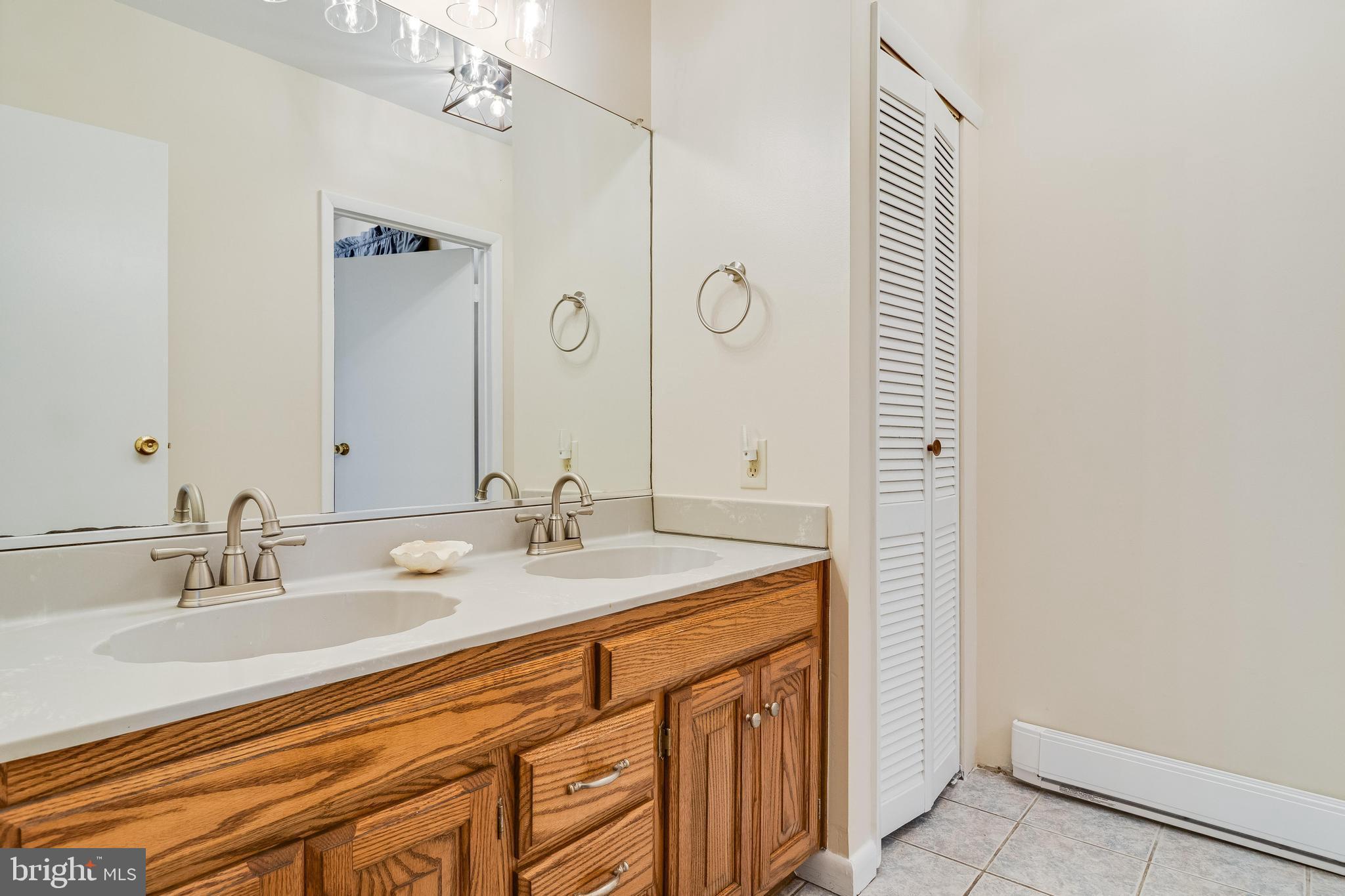 ST CHARLES - CARRINGTON - Residential