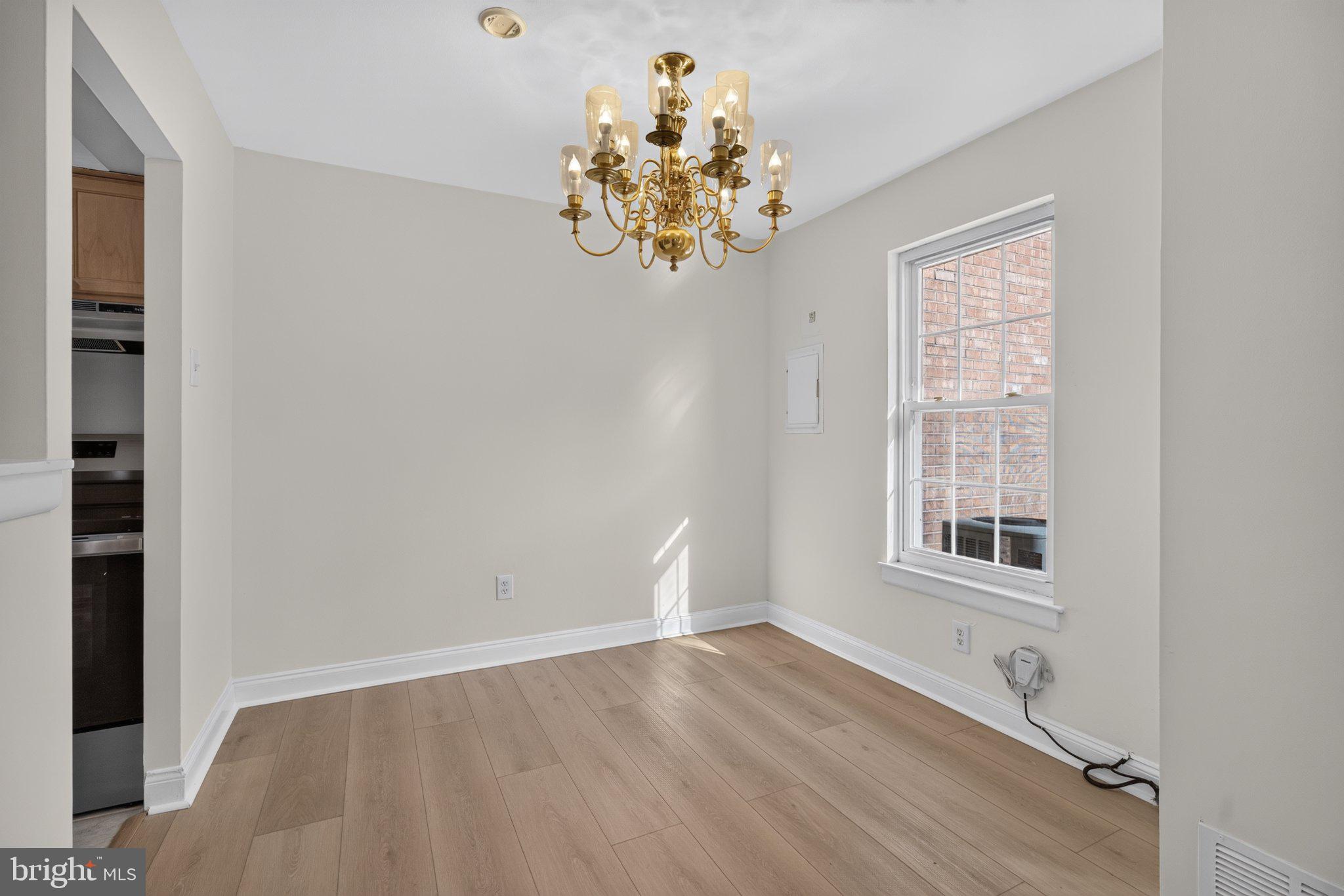 248 ARBOUR COURT