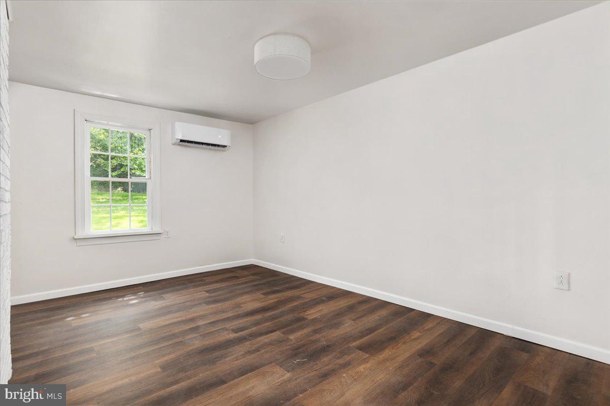 BL & NANCY WELCH - Residential