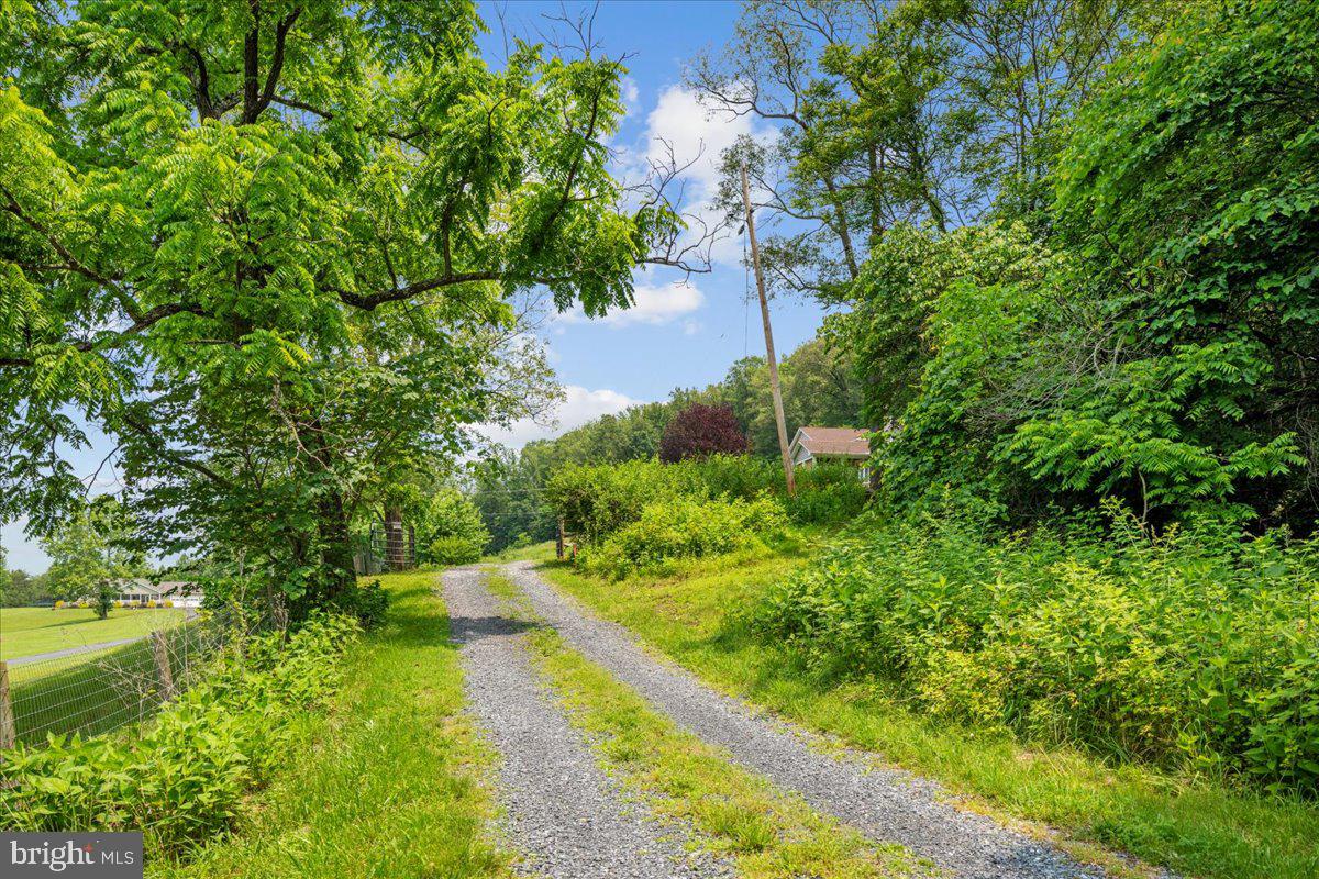 BL & NANCY WELCH - Residential