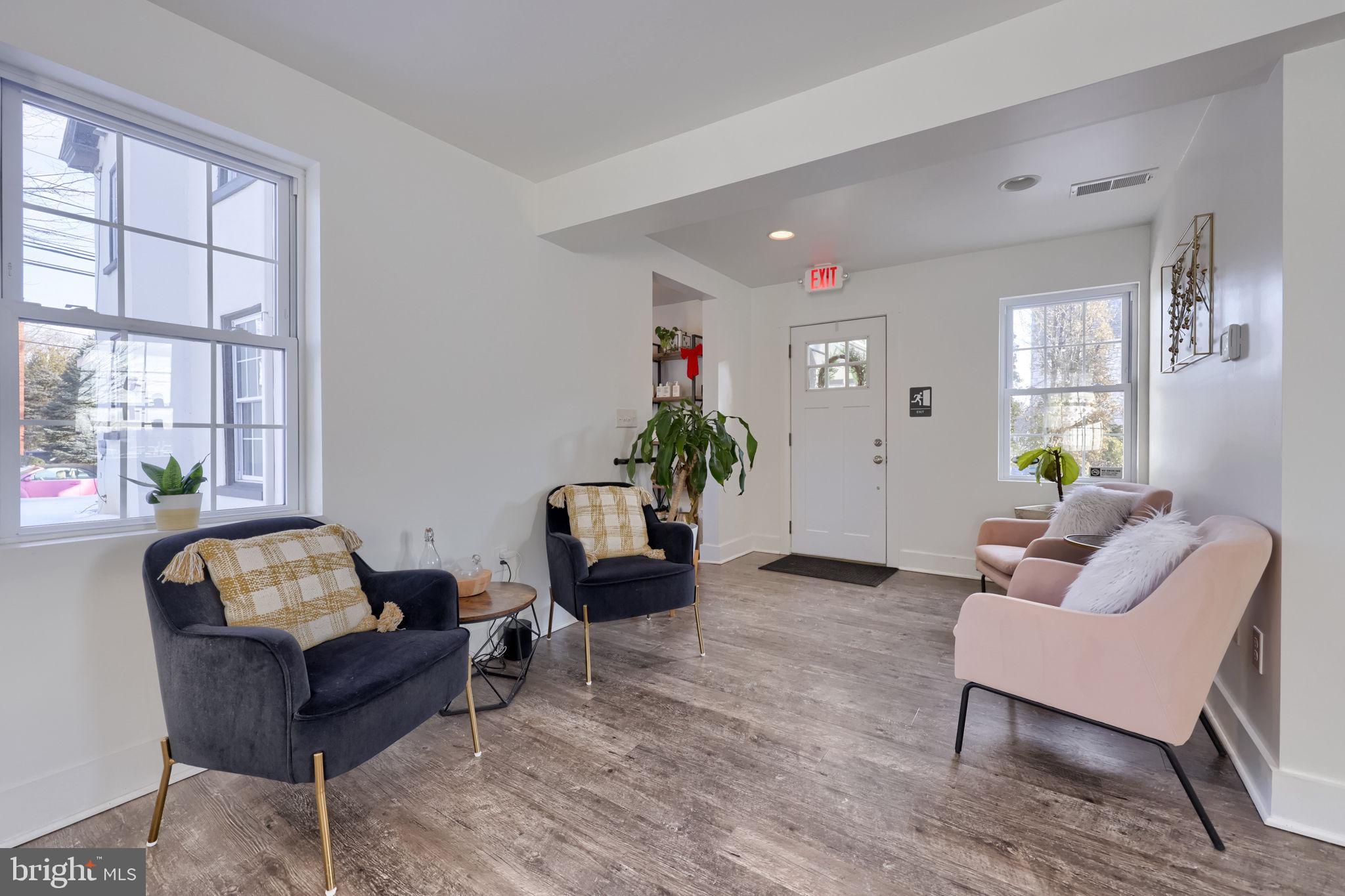 MANHEIM TWP - Commercial Sale