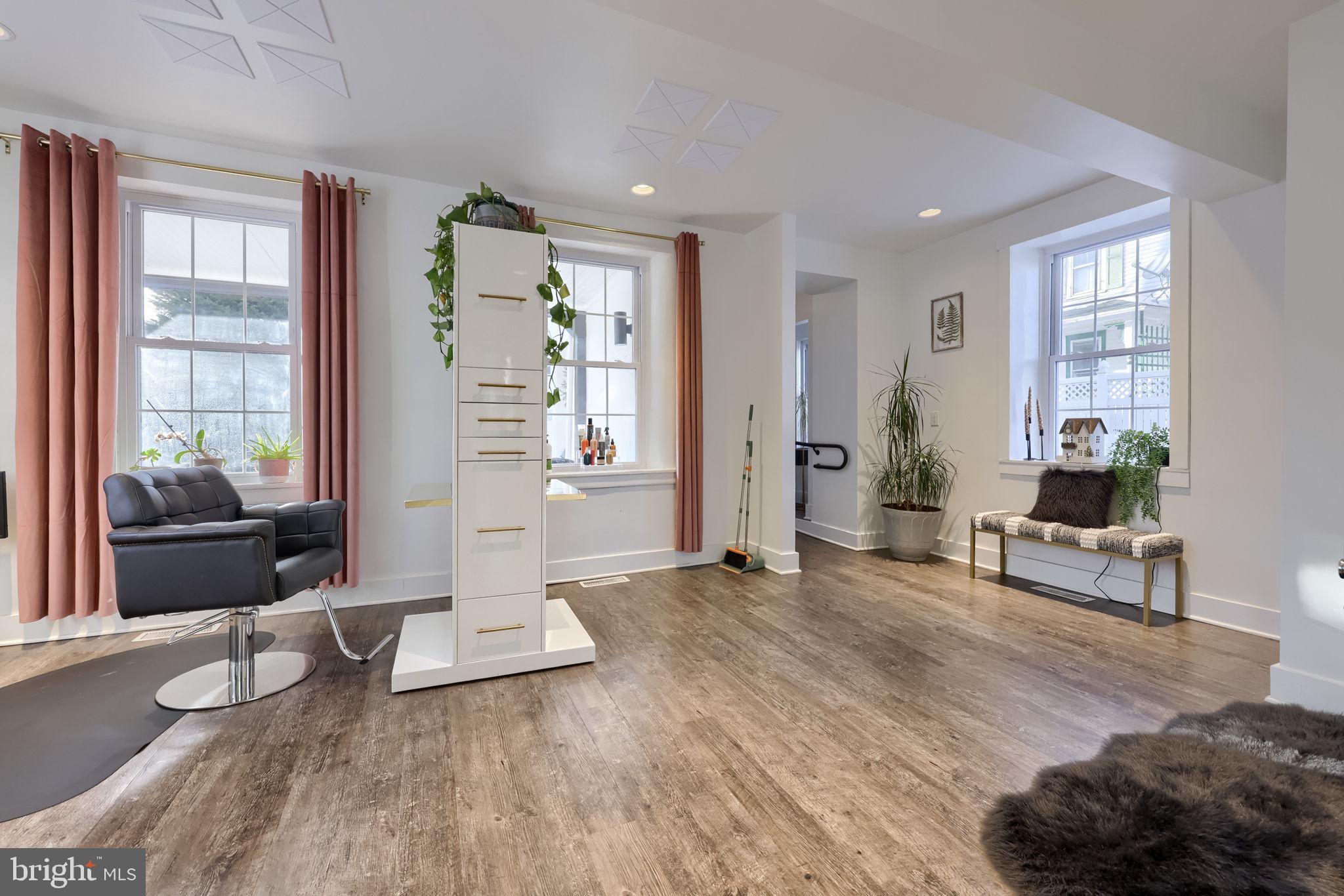 MANHEIM TWP - Commercial Sale