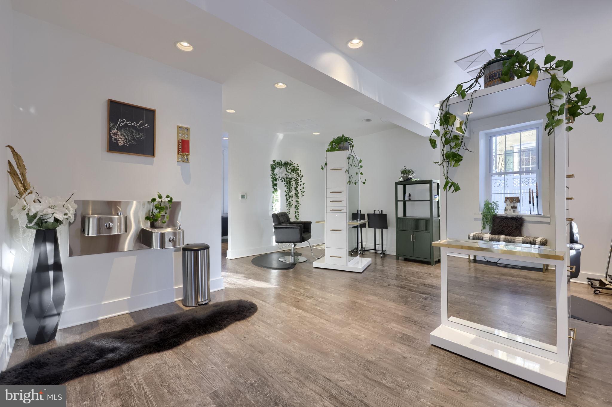 MANHEIM TWP - Commercial Sale