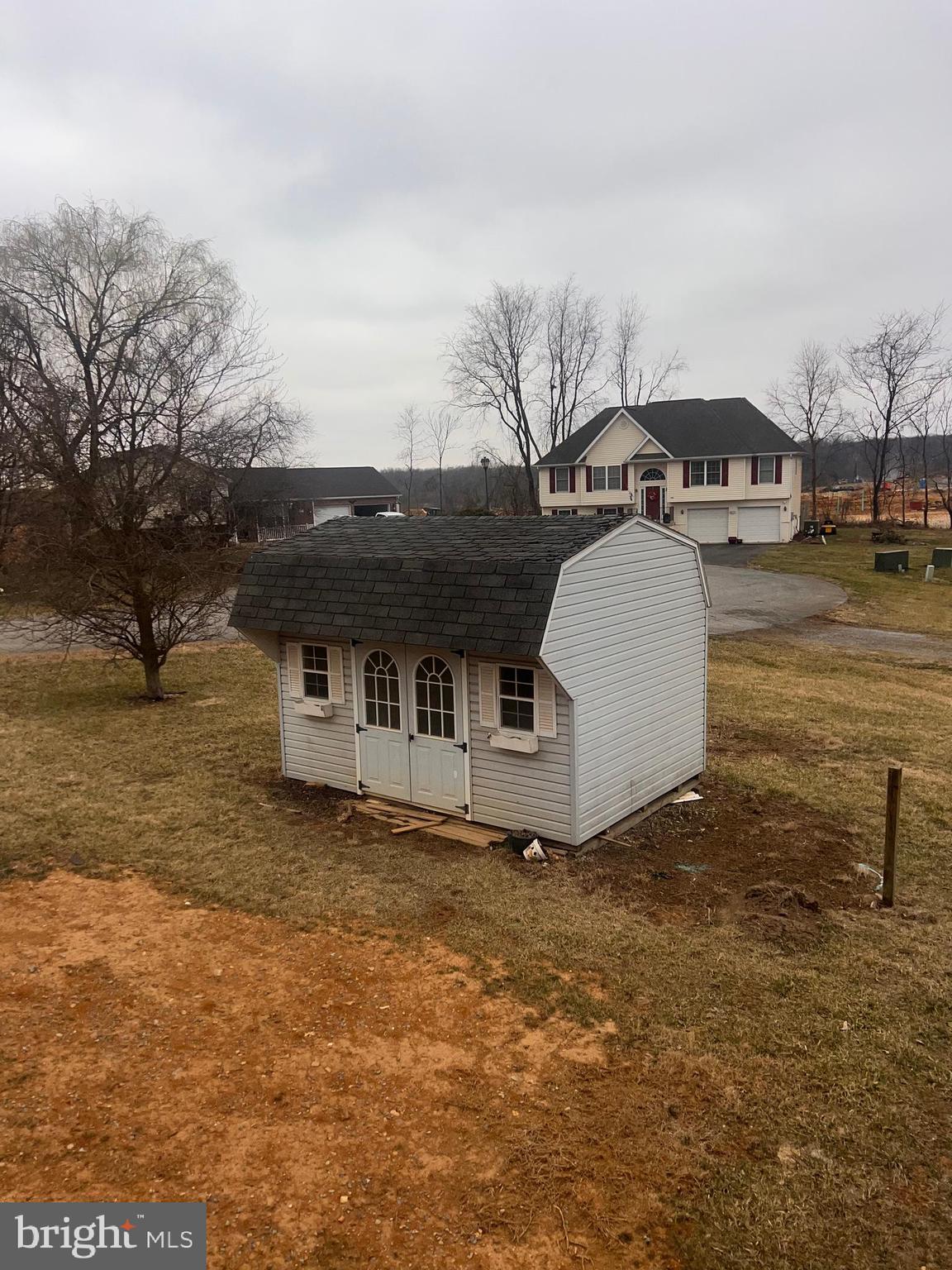 BRIAR RUN - Residential Lease