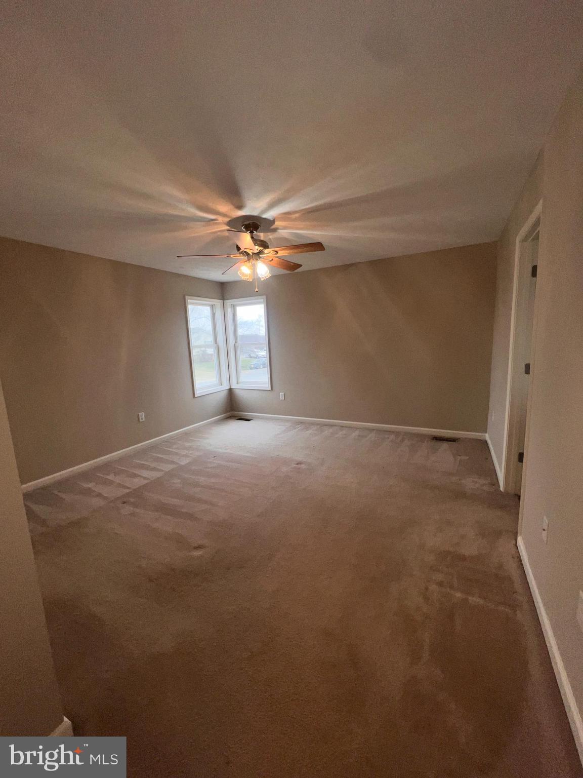 BRIAR RUN - Residential Lease