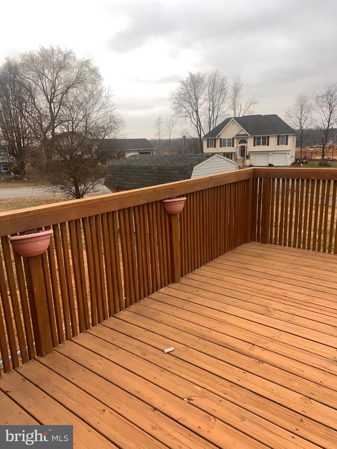 BRIAR RUN - Residential Lease