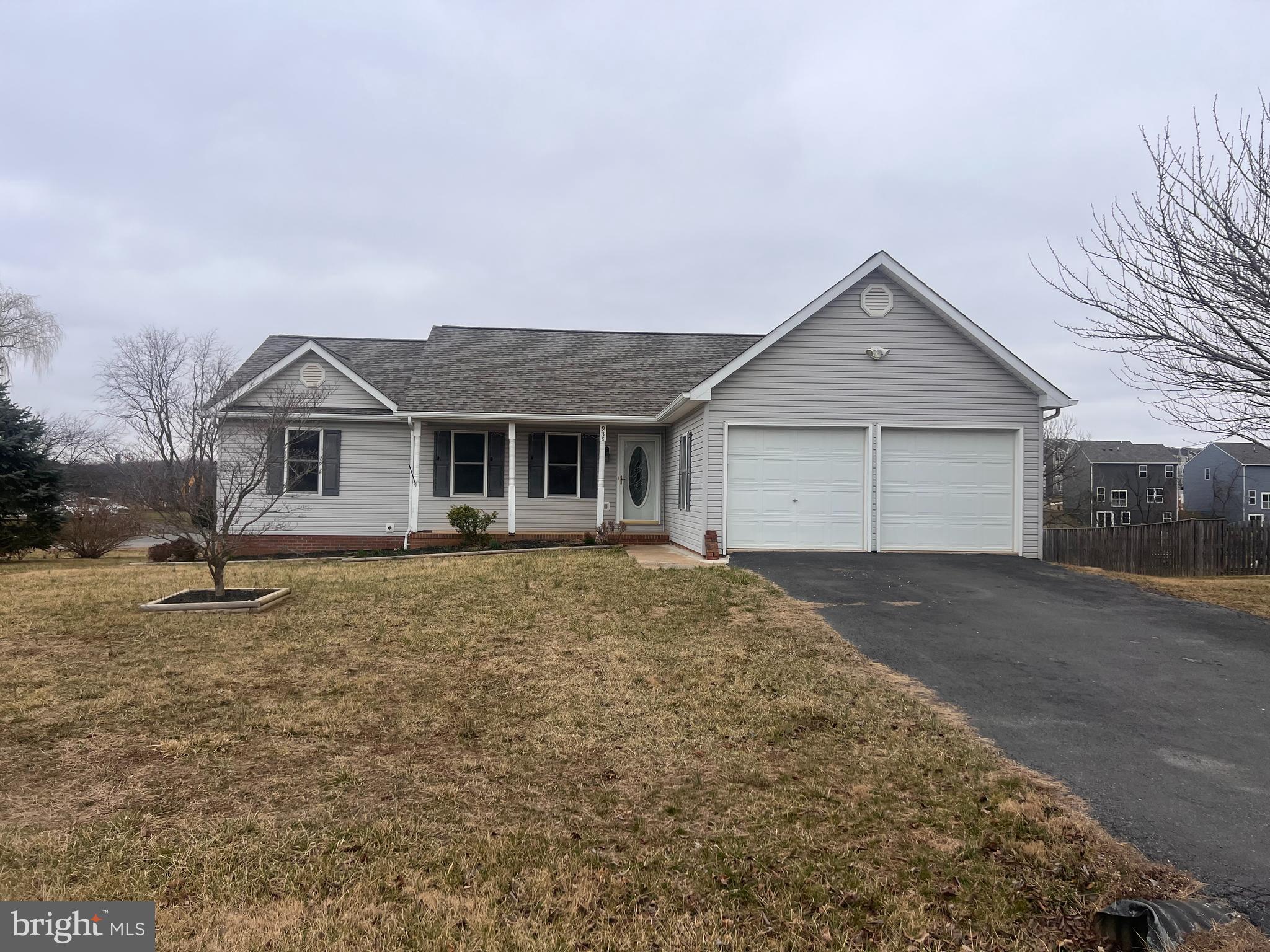 BRIAR RUN - Residential Lease