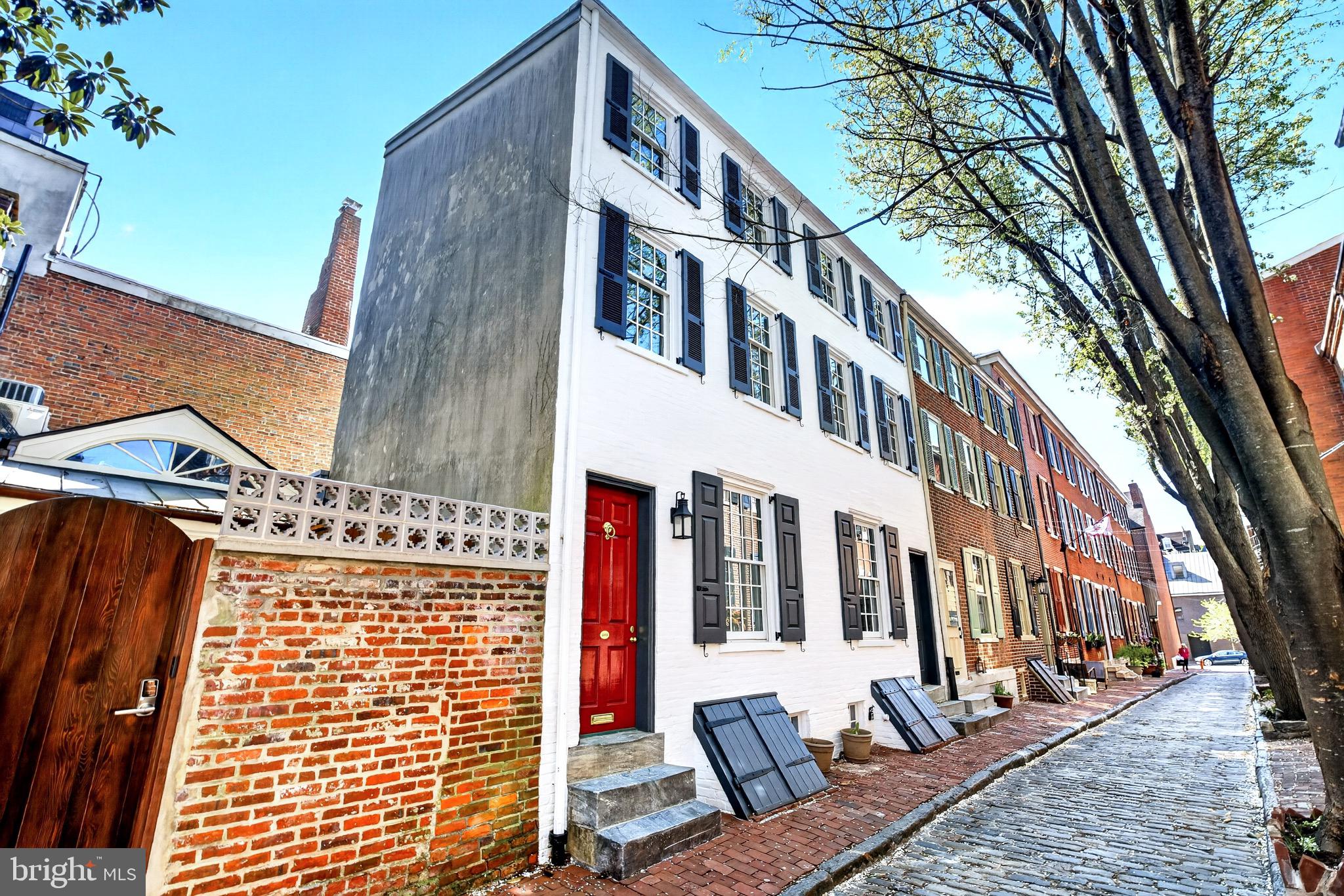 SOCIETY HILL - Residential