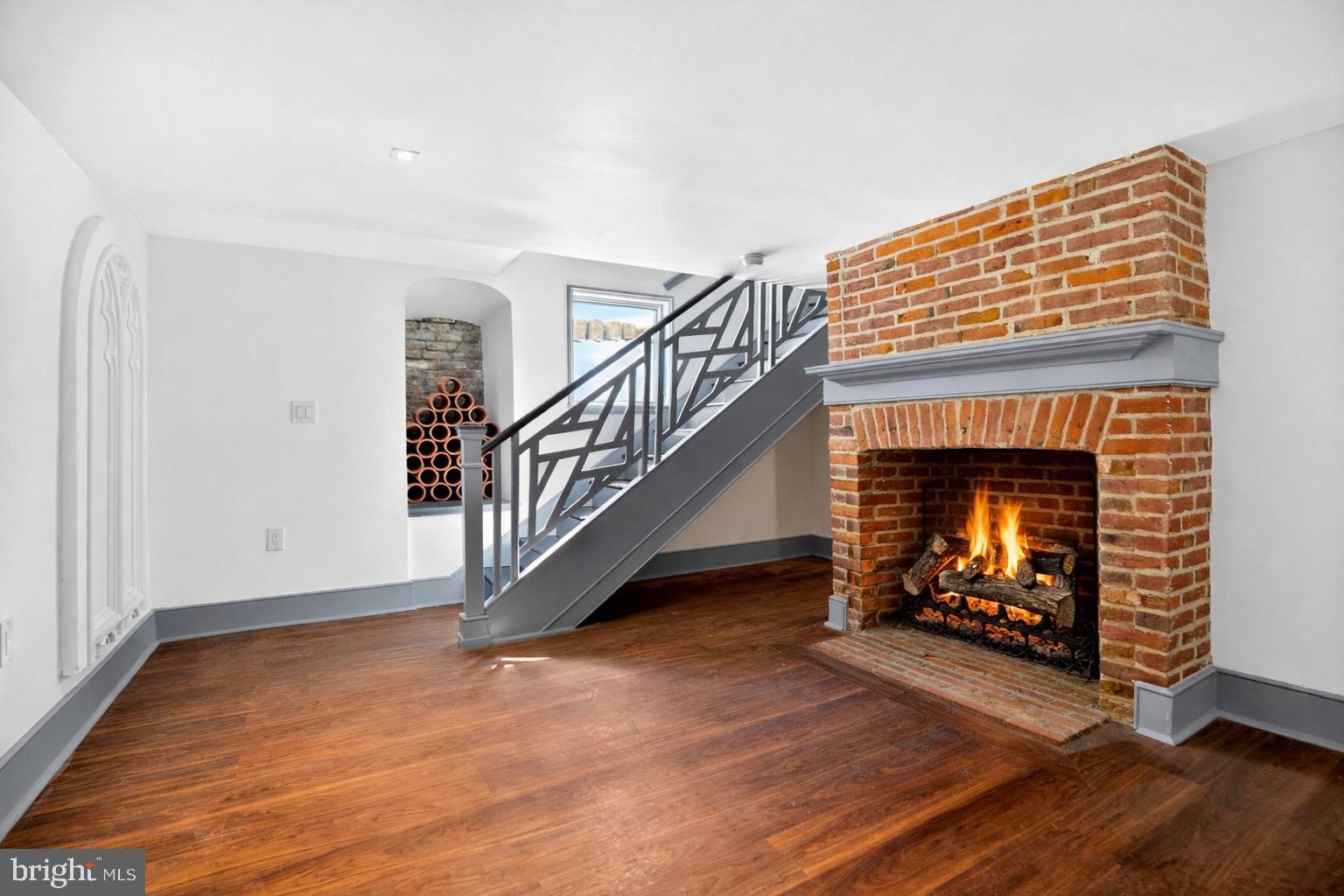 SOCIETY HILL - Residential