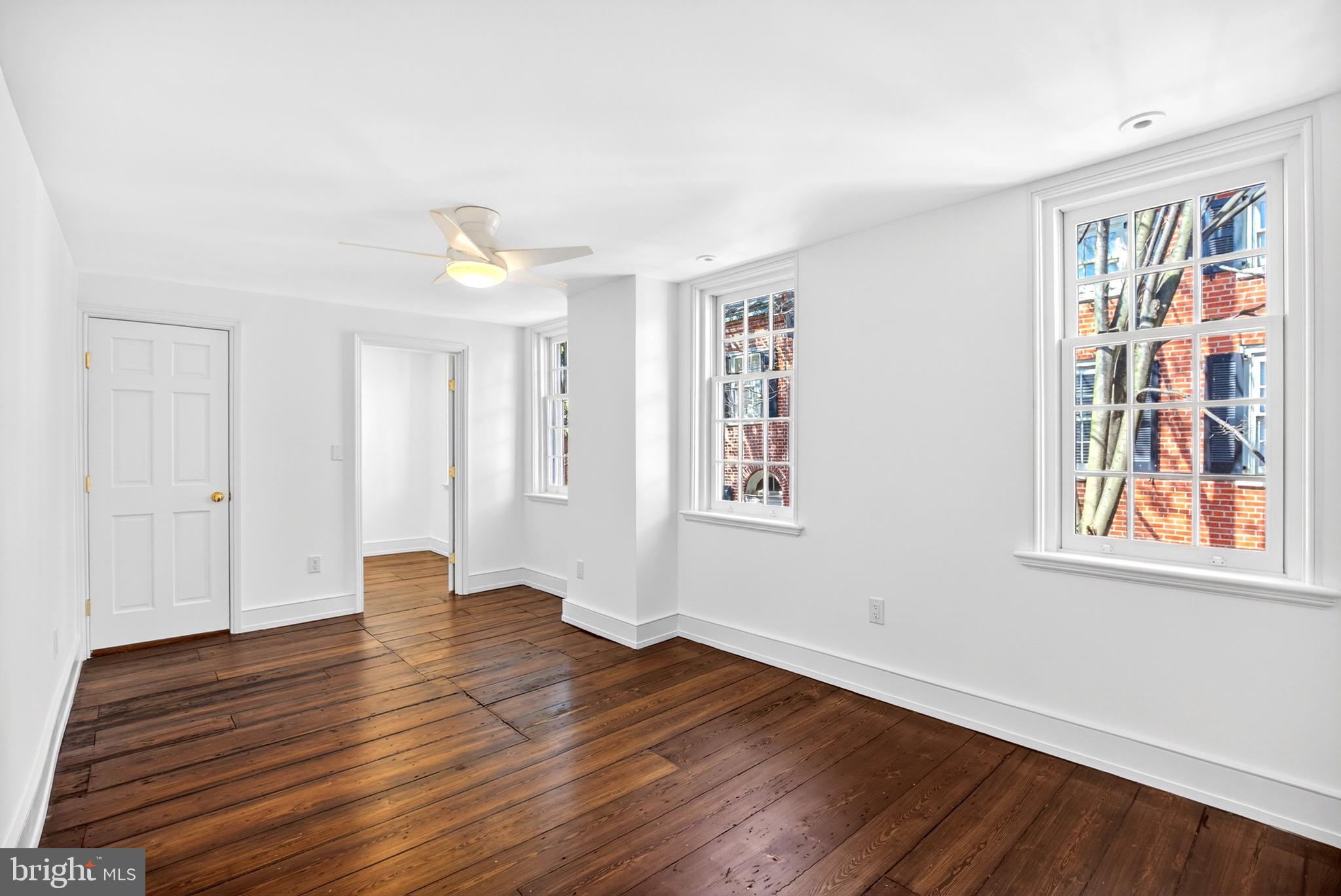 SOCIETY HILL - Residential