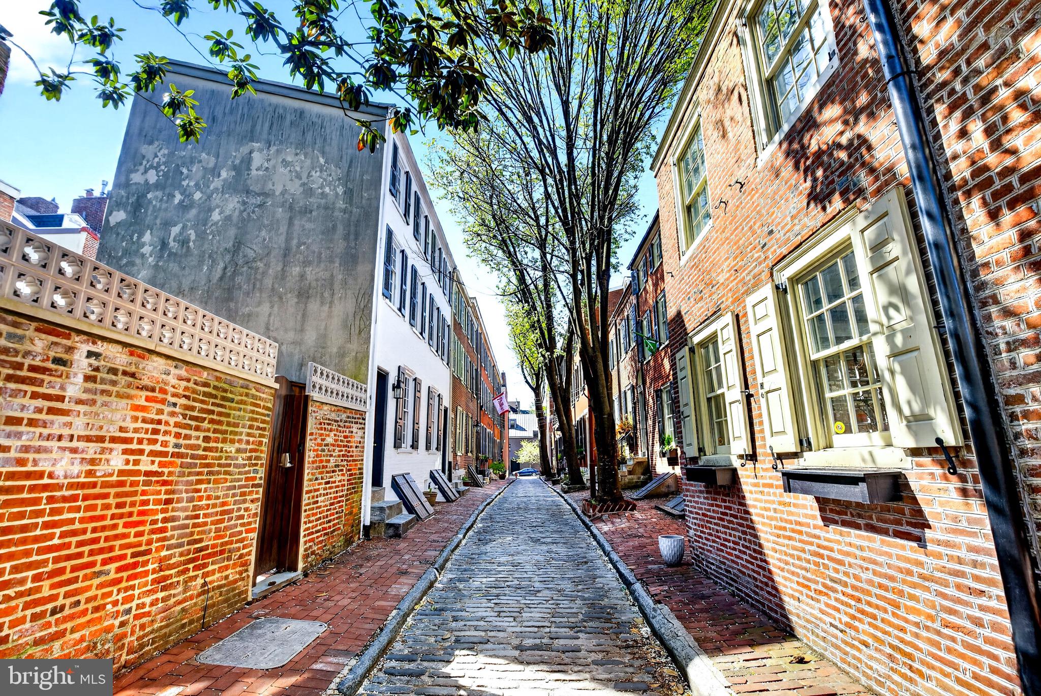 SOCIETY HILL - Residential