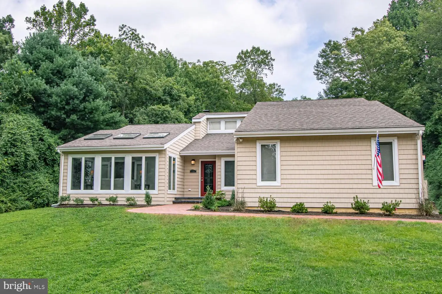 136 Da Vinci Court, Hockessin, DE 19707