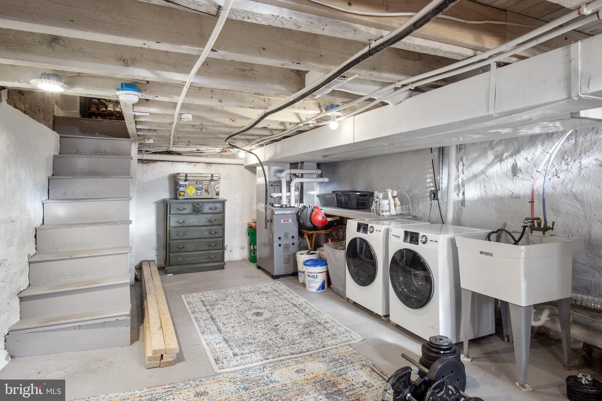 FISHTOWN - Residential Lease